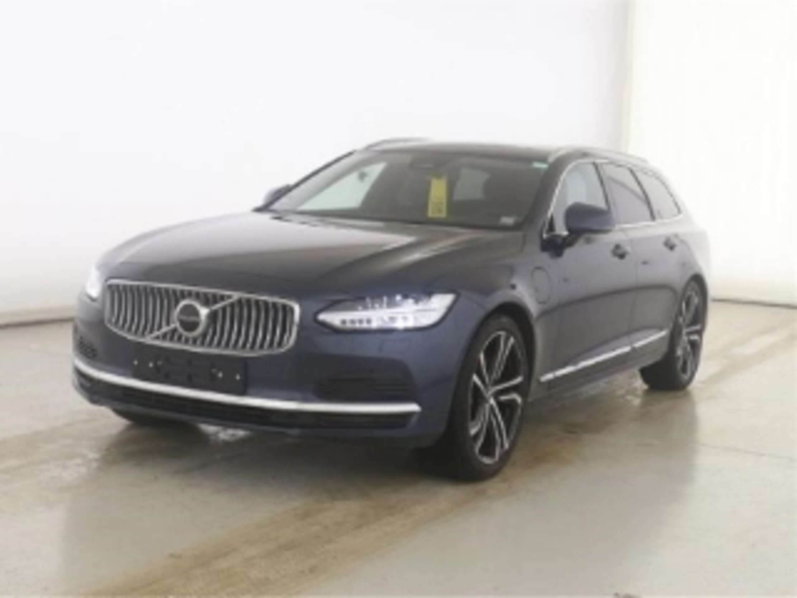 Volvo - V90