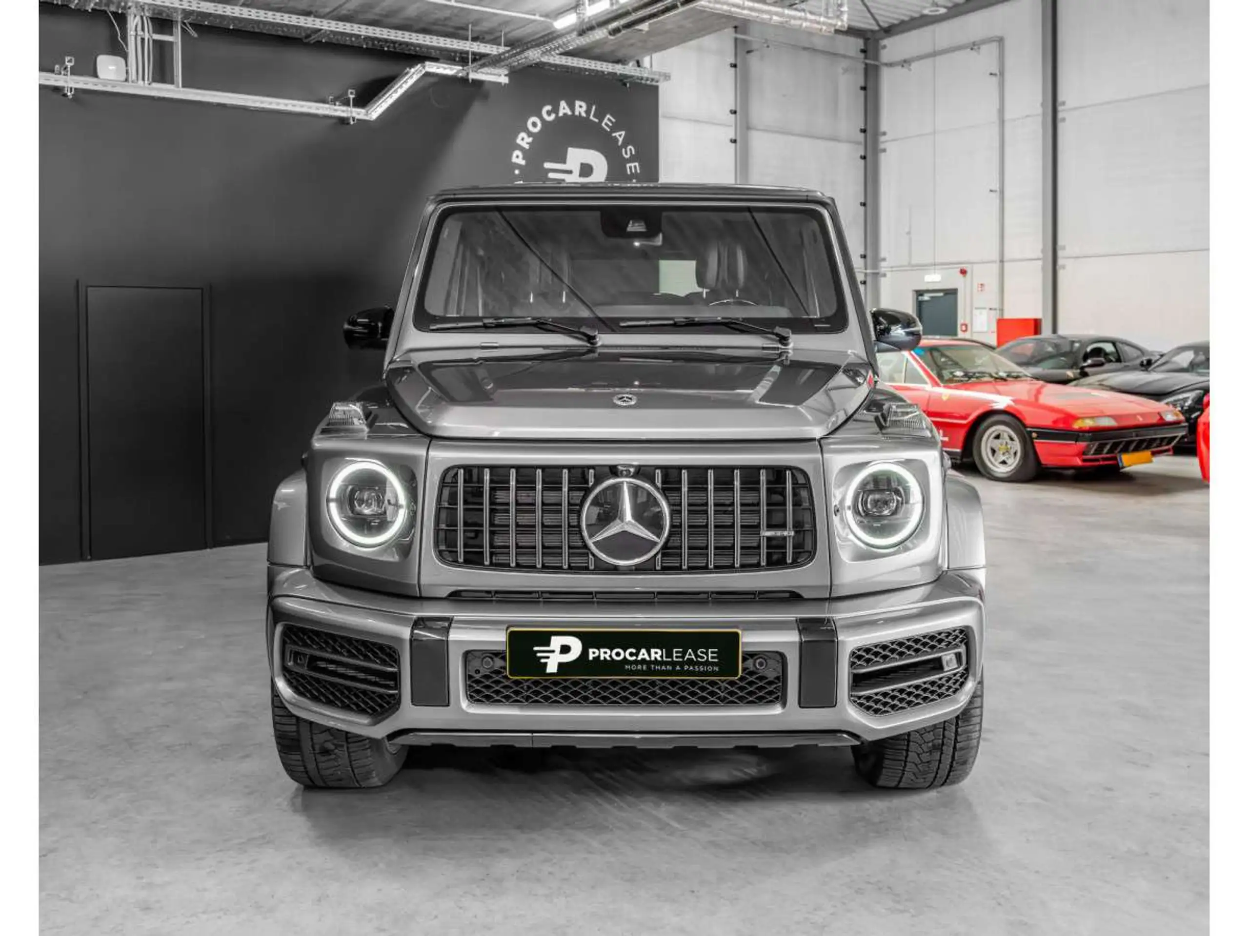 Mercedes-Benz - G 63 AMG