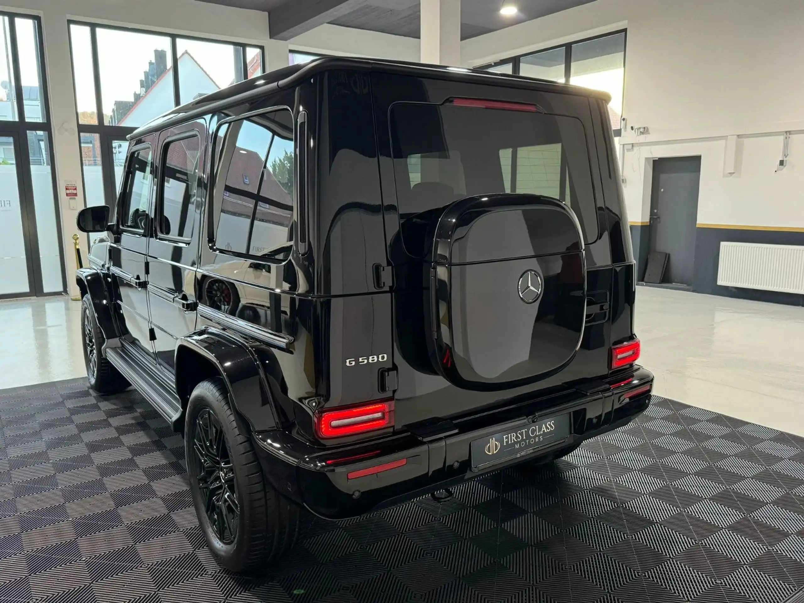 Mercedes-Benz - G 580