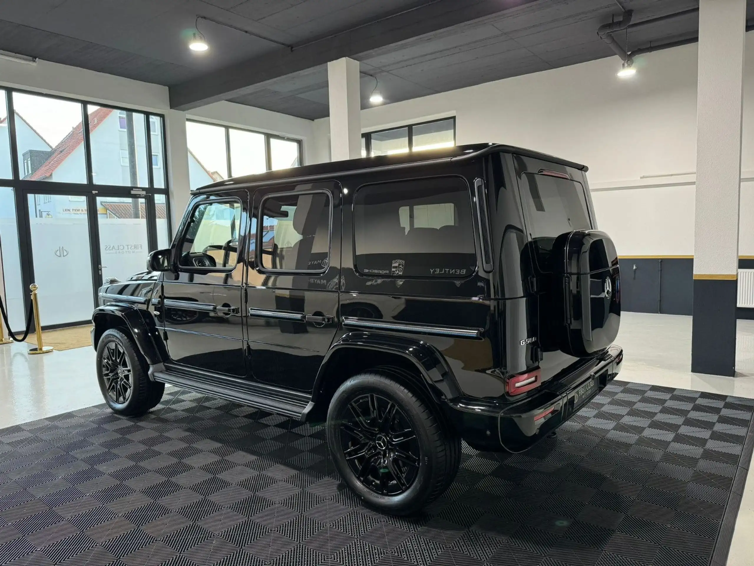 Mercedes-Benz - G 580