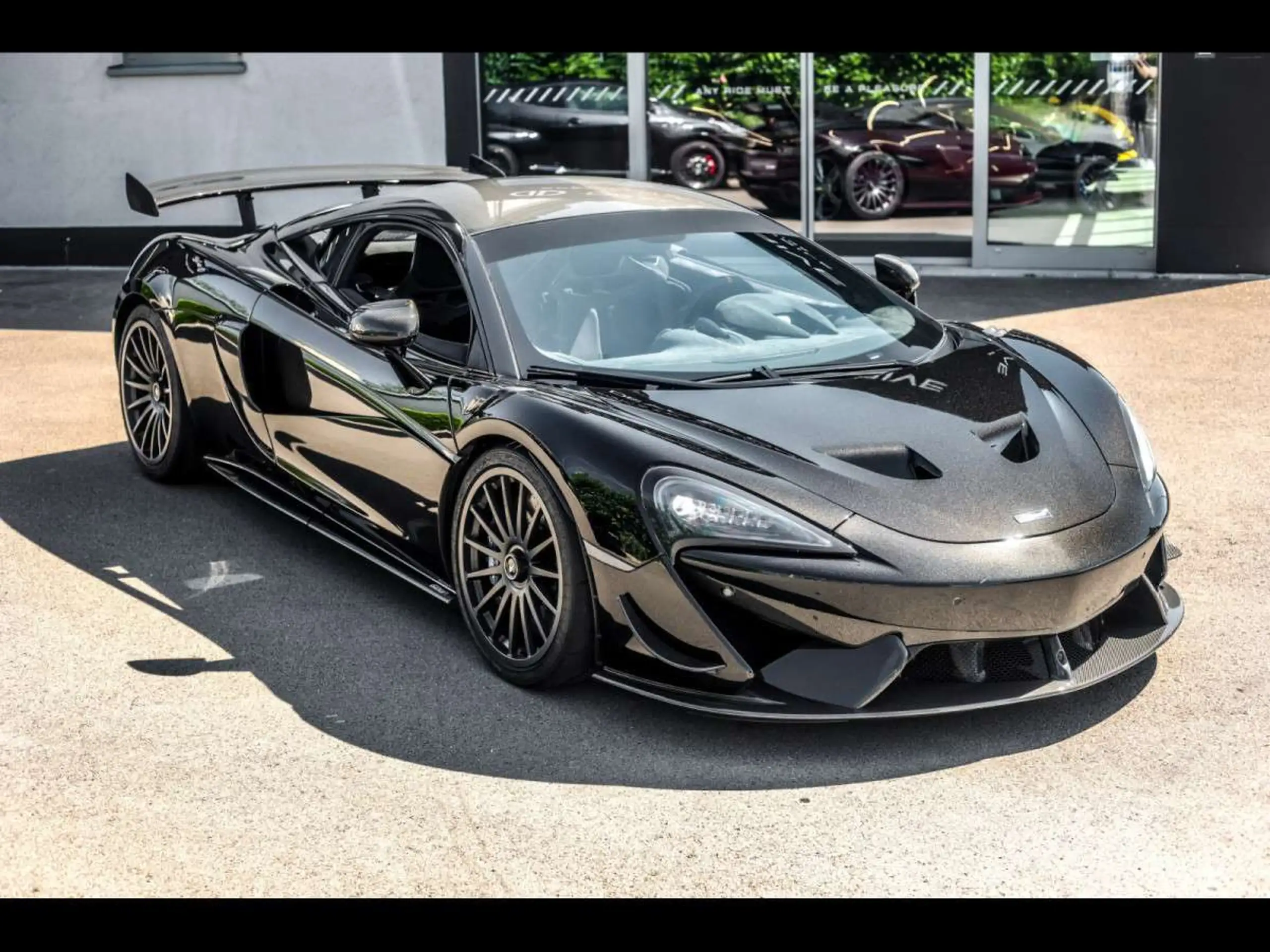 McLaren - 620R