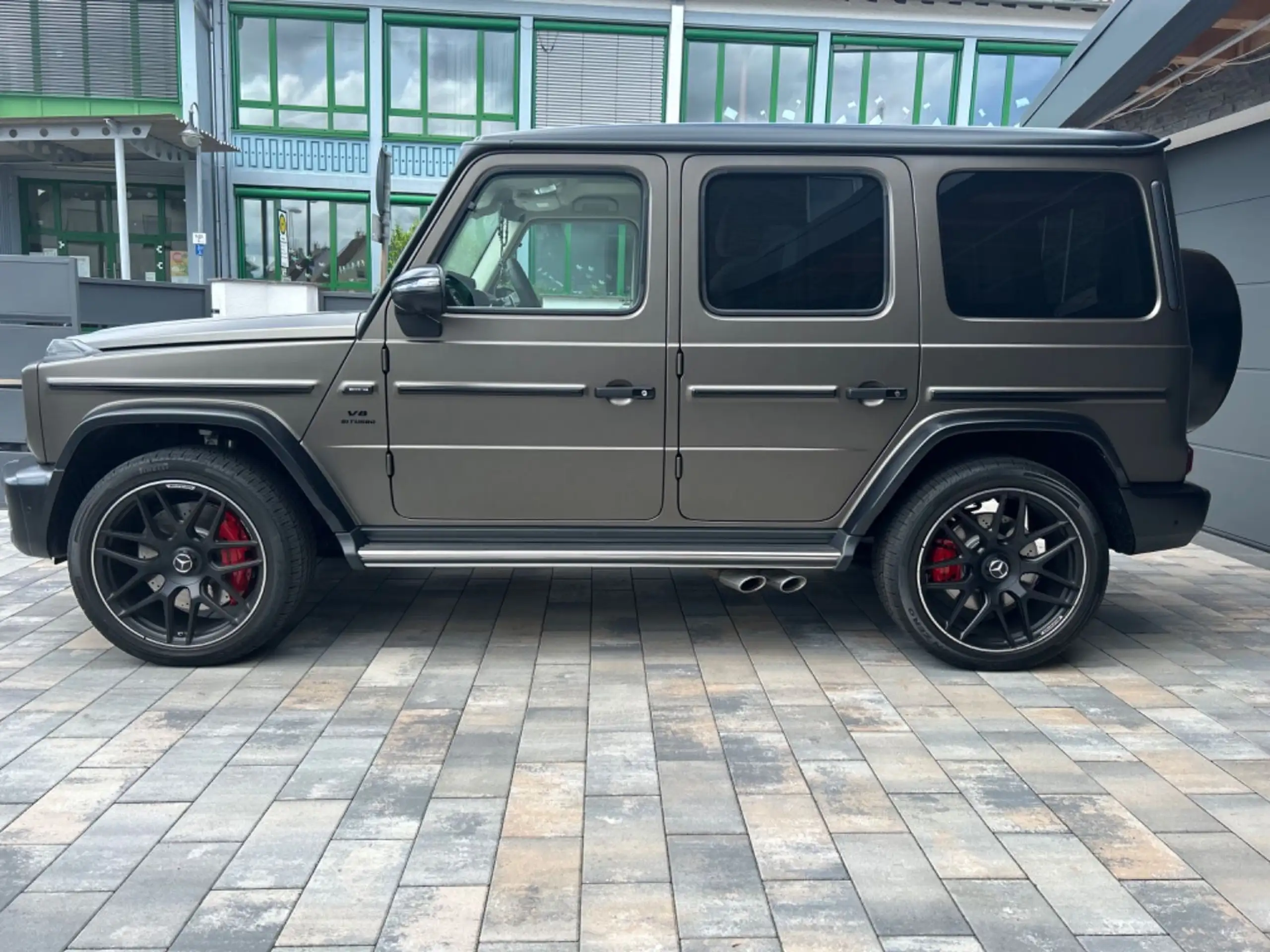 Mercedes-Benz - G 63 AMG