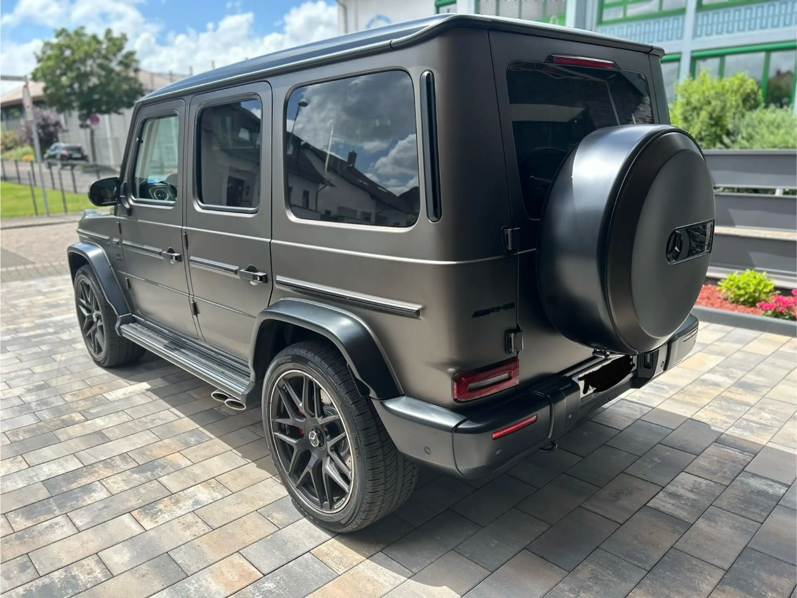 Mercedes-Benz - G 63 AMG