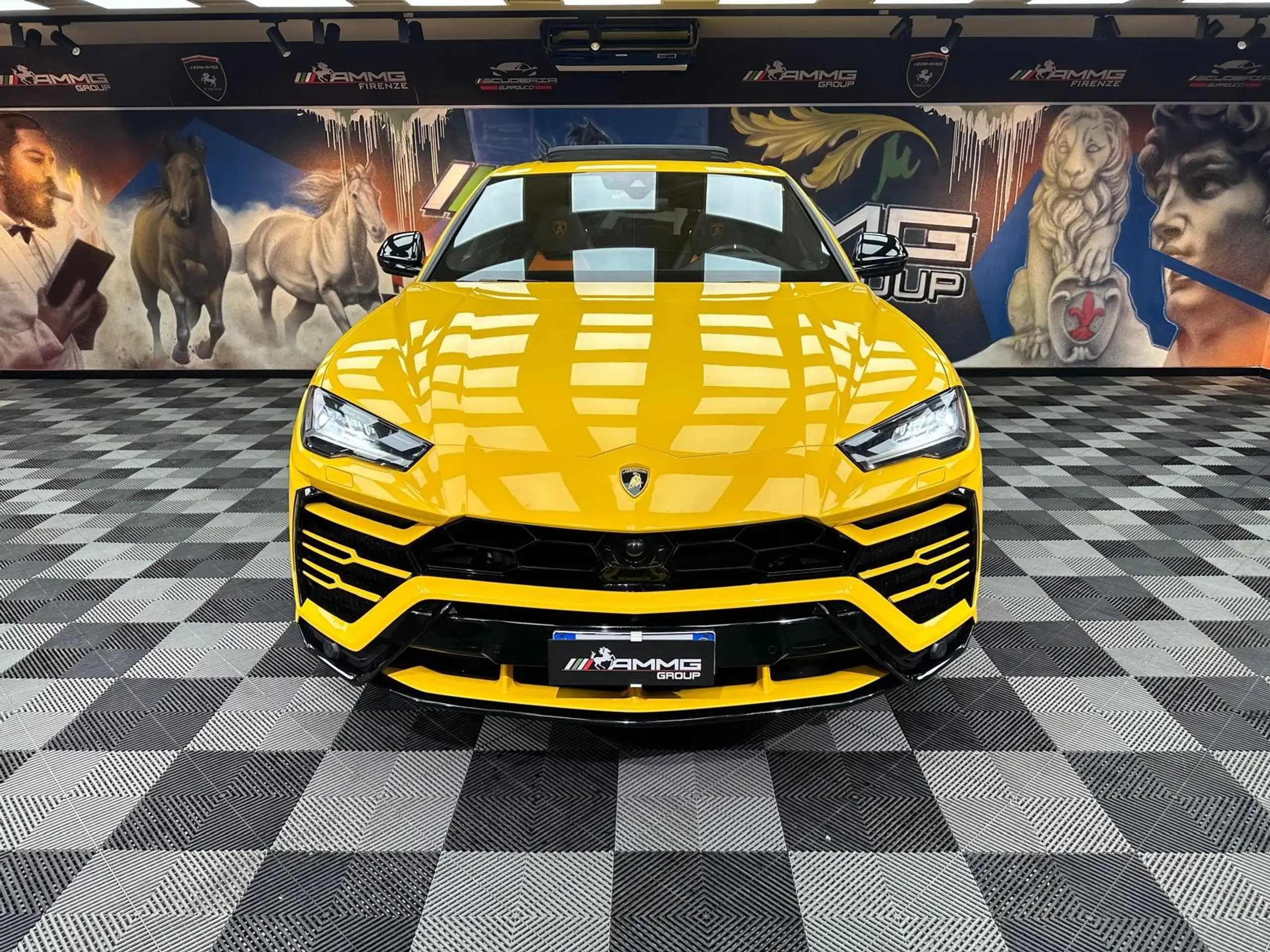 Lamborghini - Urus