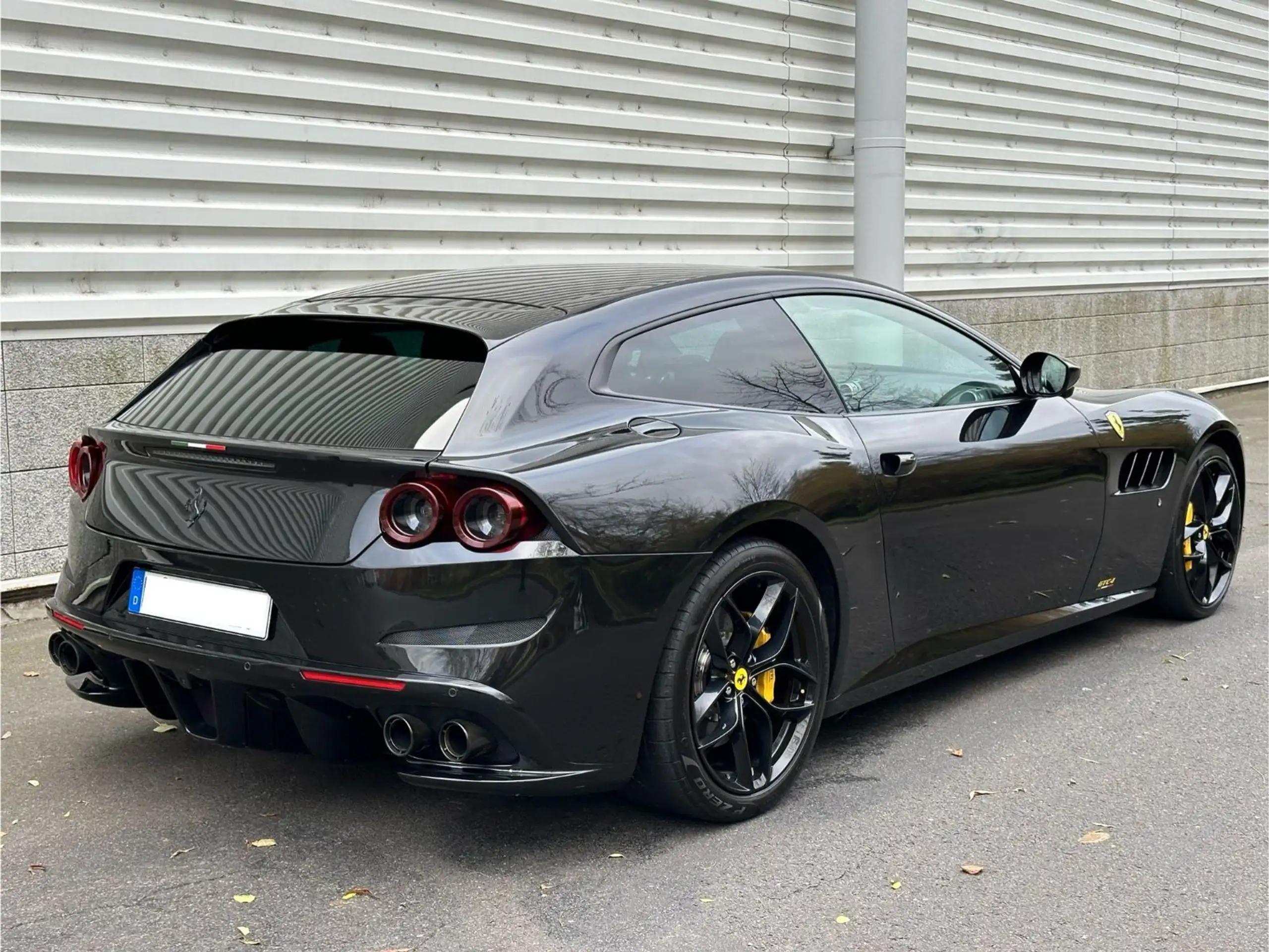 Ferrari - GTC4 Lusso