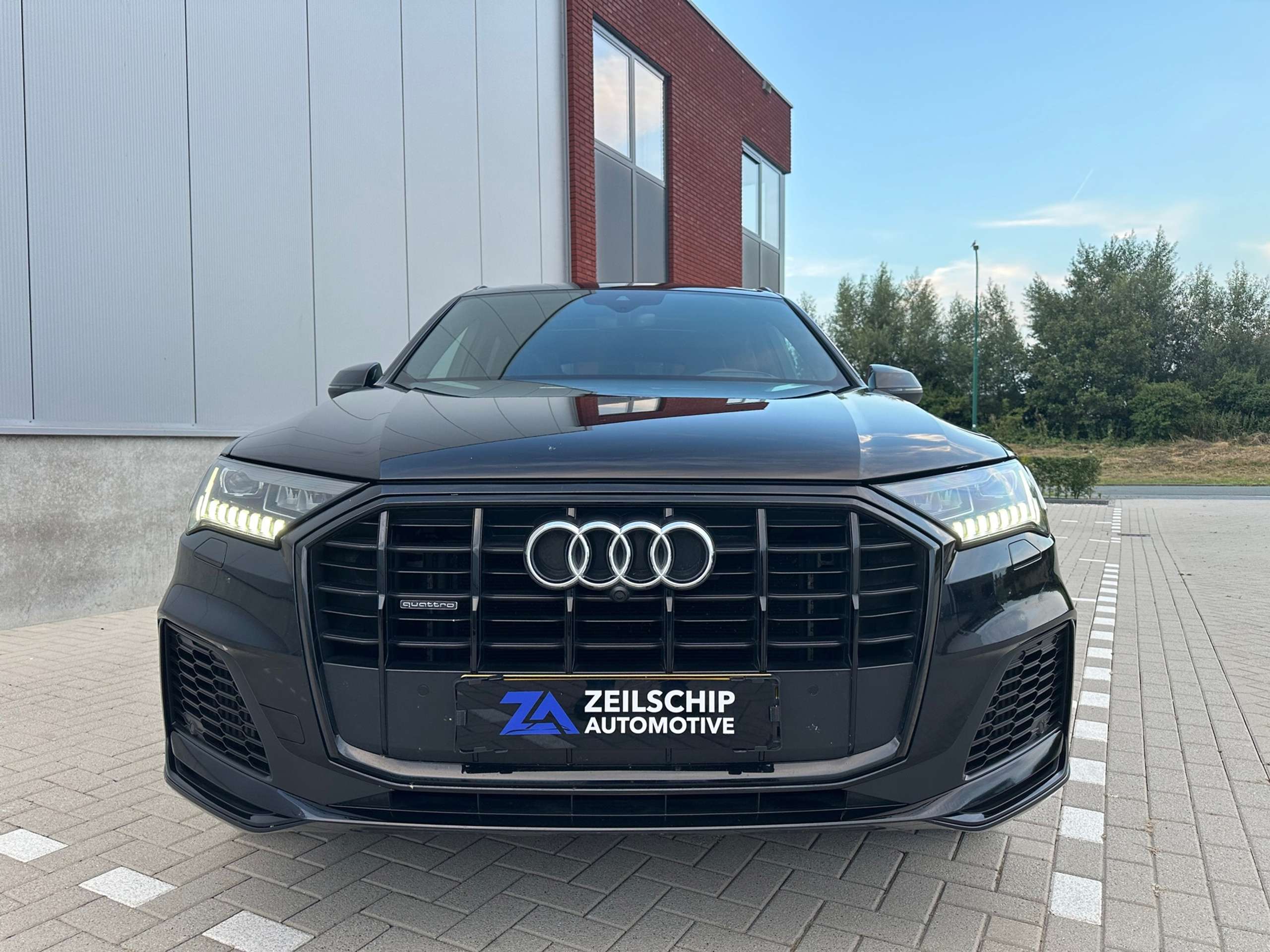 Audi - Q7