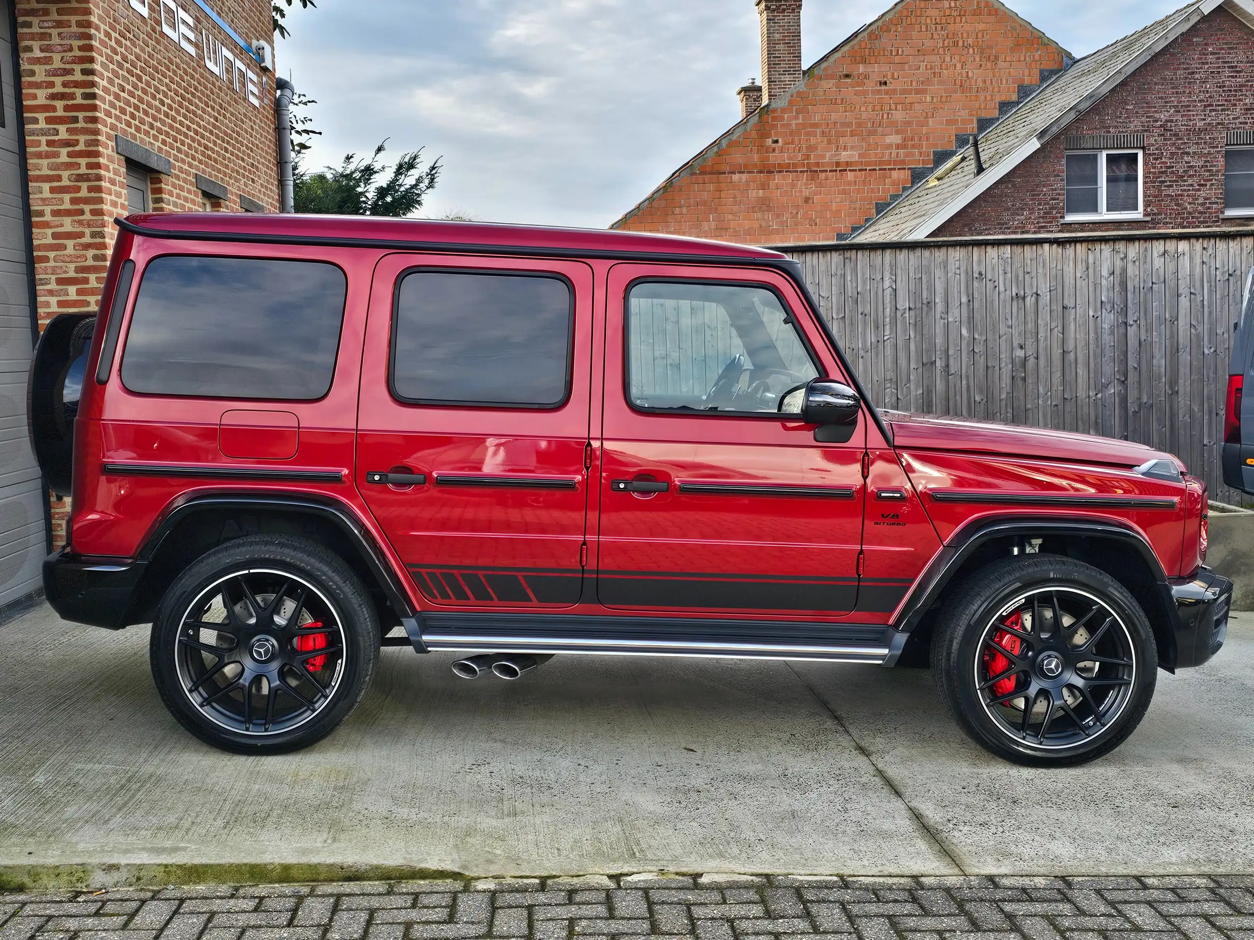 Mercedes-Benz - G 63 AMG