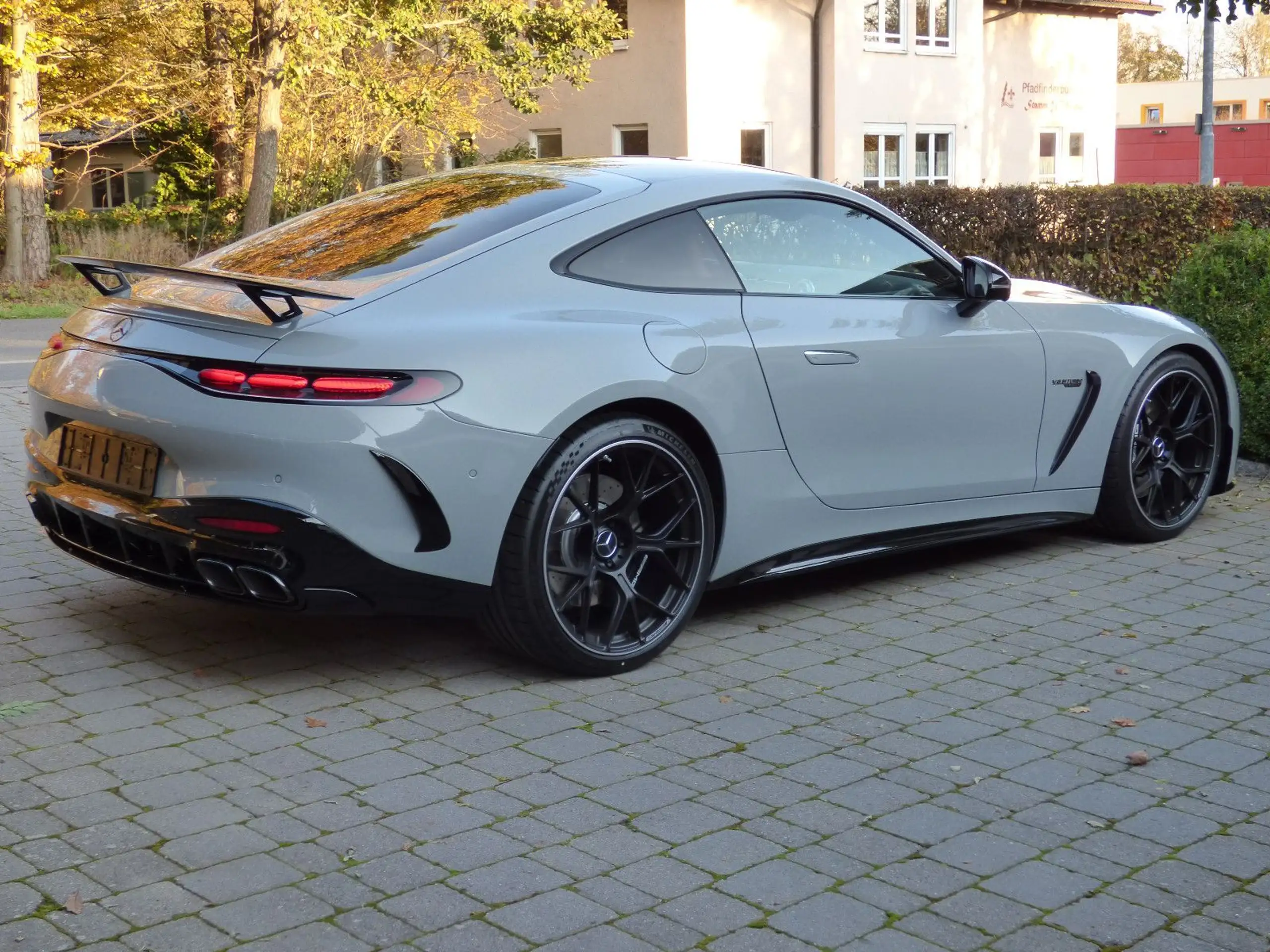 Mercedes-Benz - AMG GT