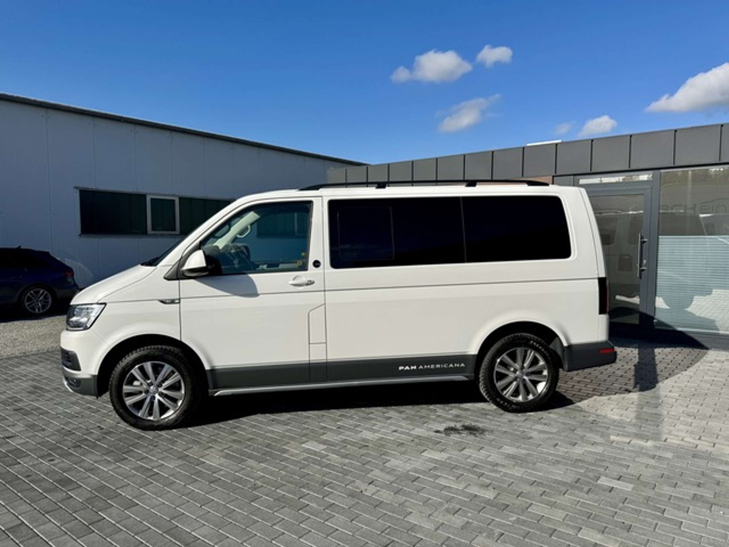 Volkswagen - T6 Multivan