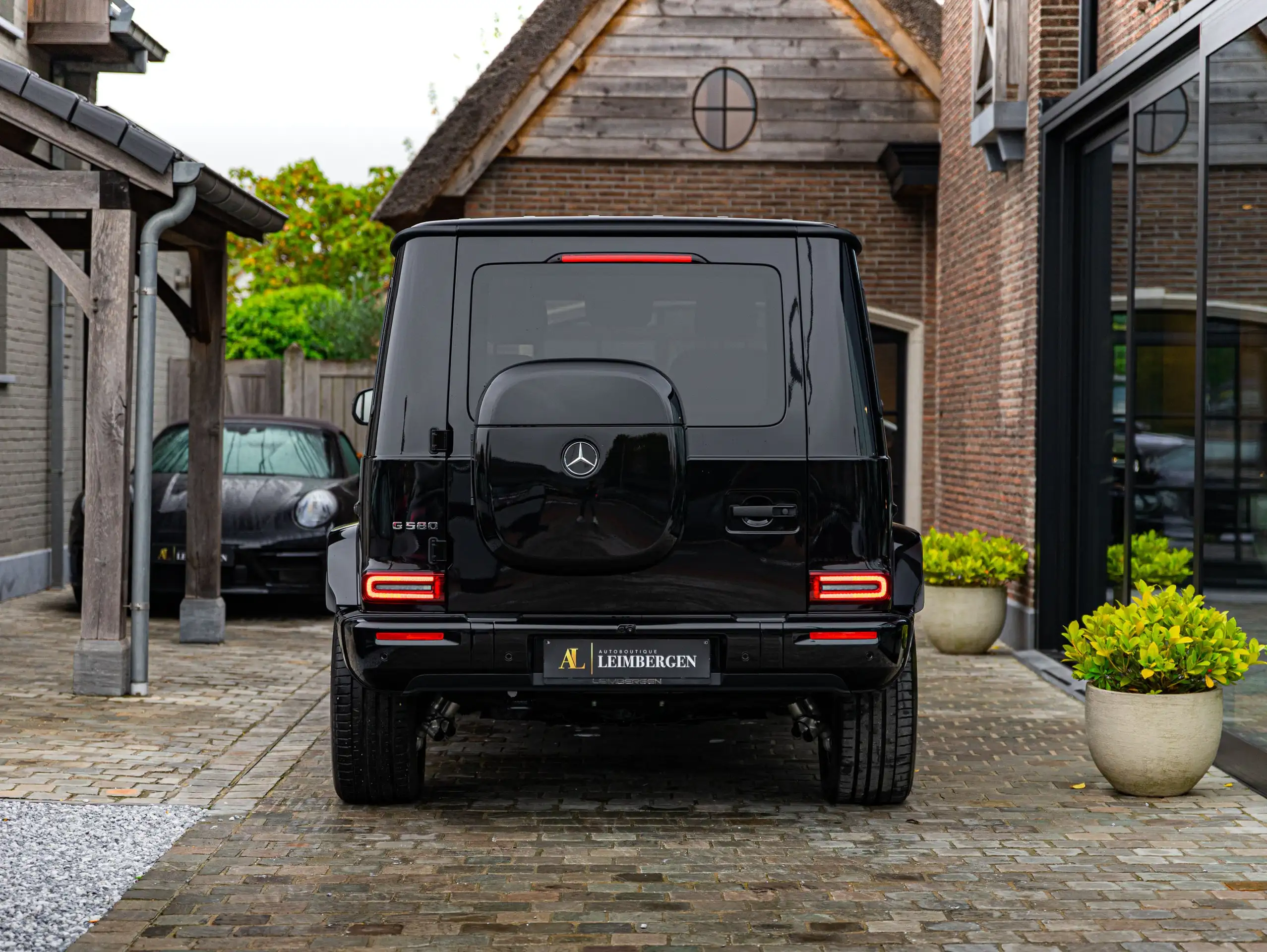 Mercedes-Benz - G 580