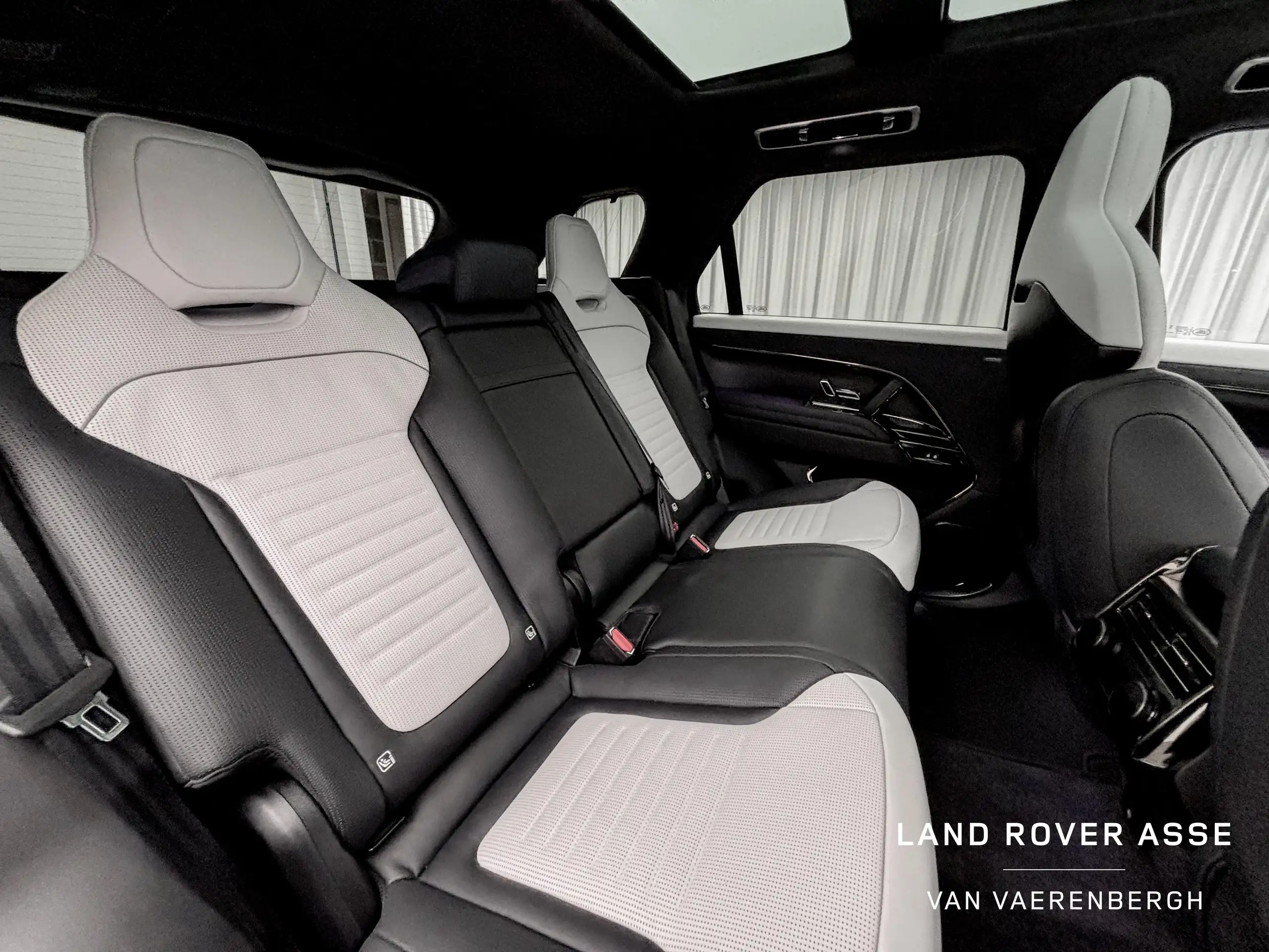 Land Rover - Range Rover Sport