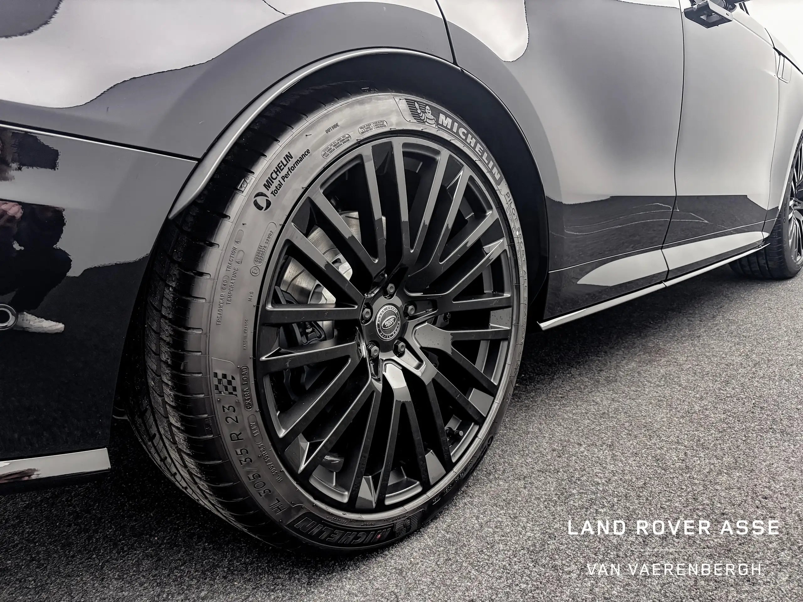 Land Rover - Range Rover Sport