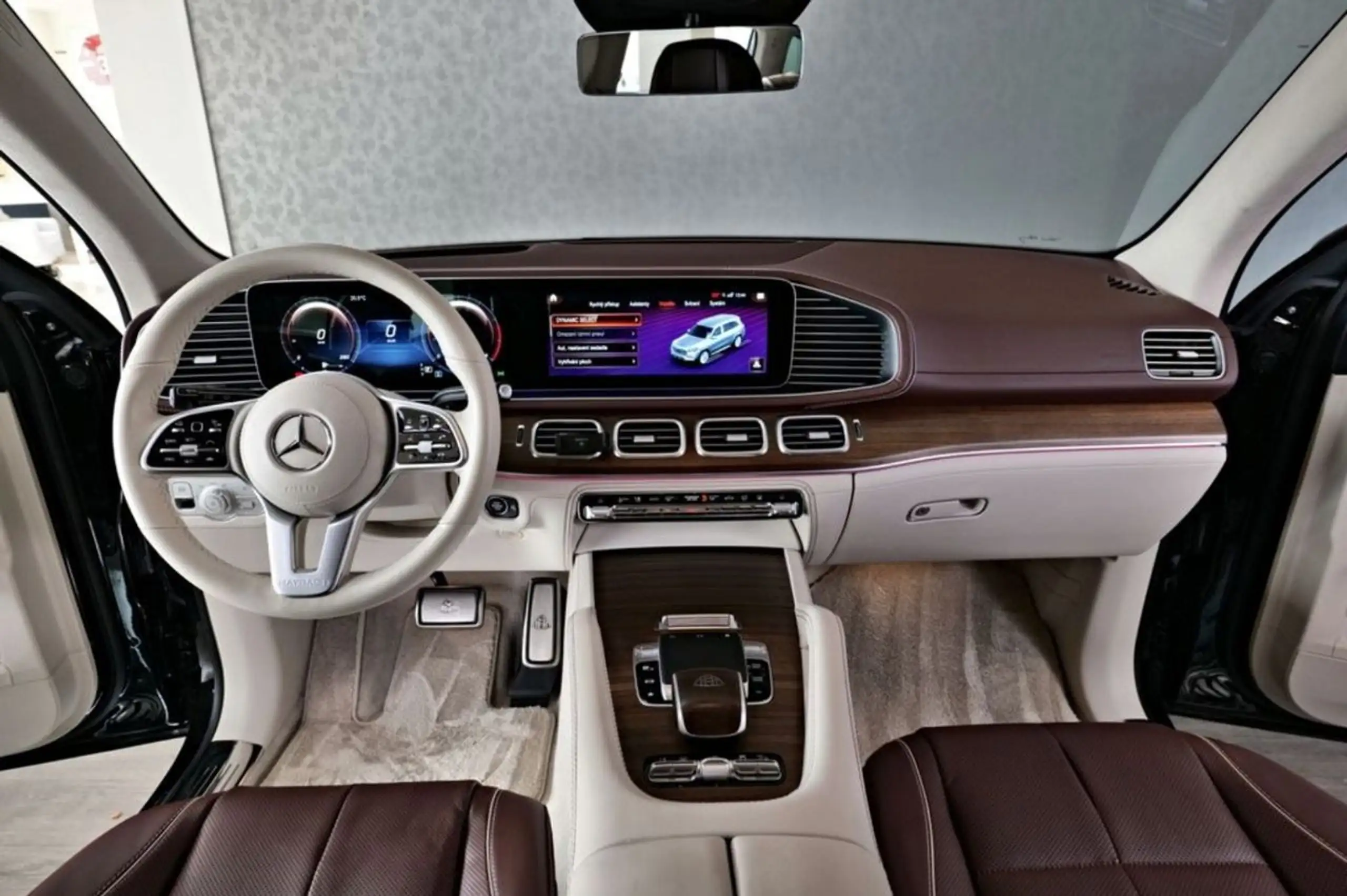 Mercedes-Benz - GLS 600