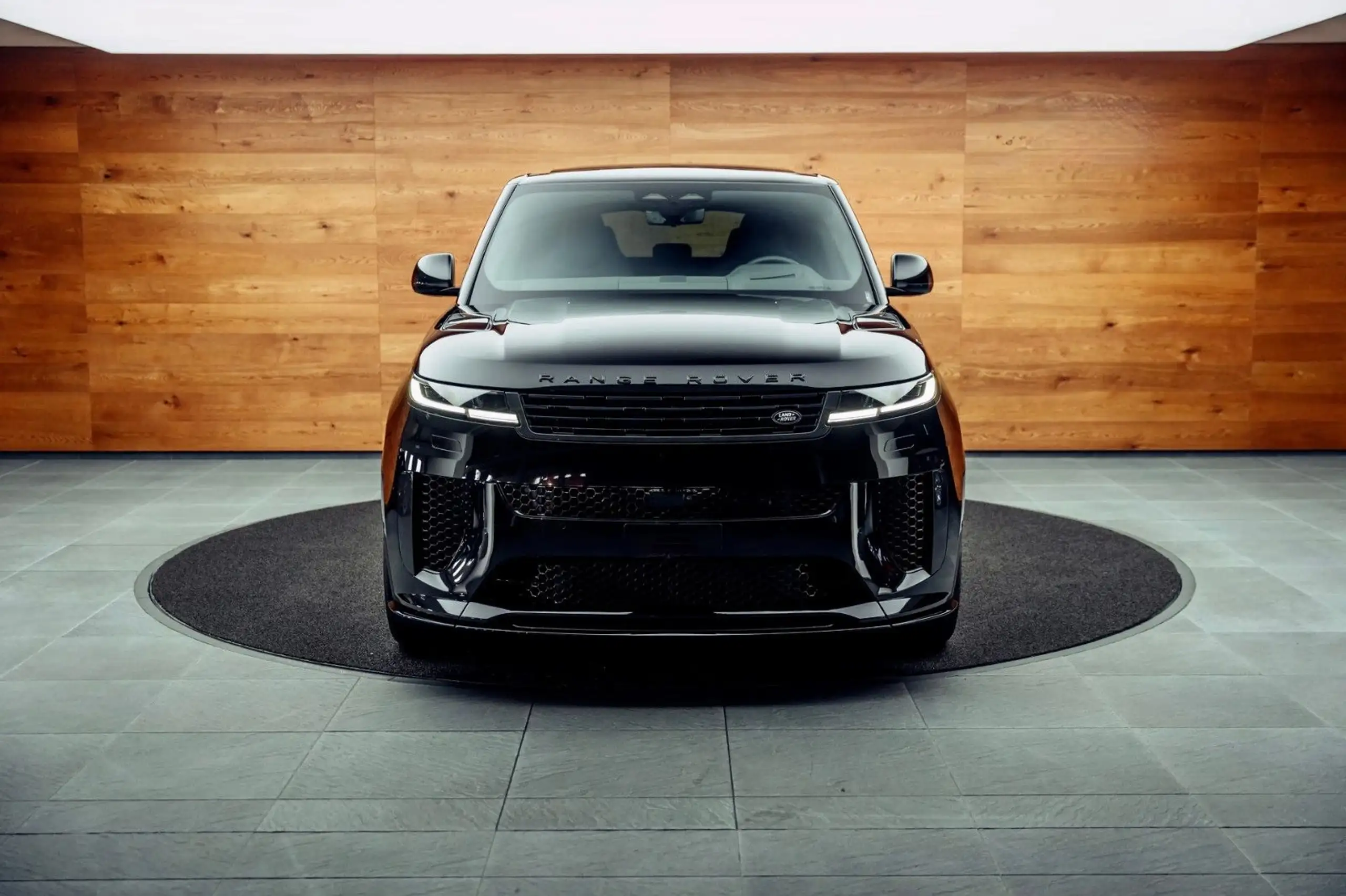 Land Rover - Range Rover Sport