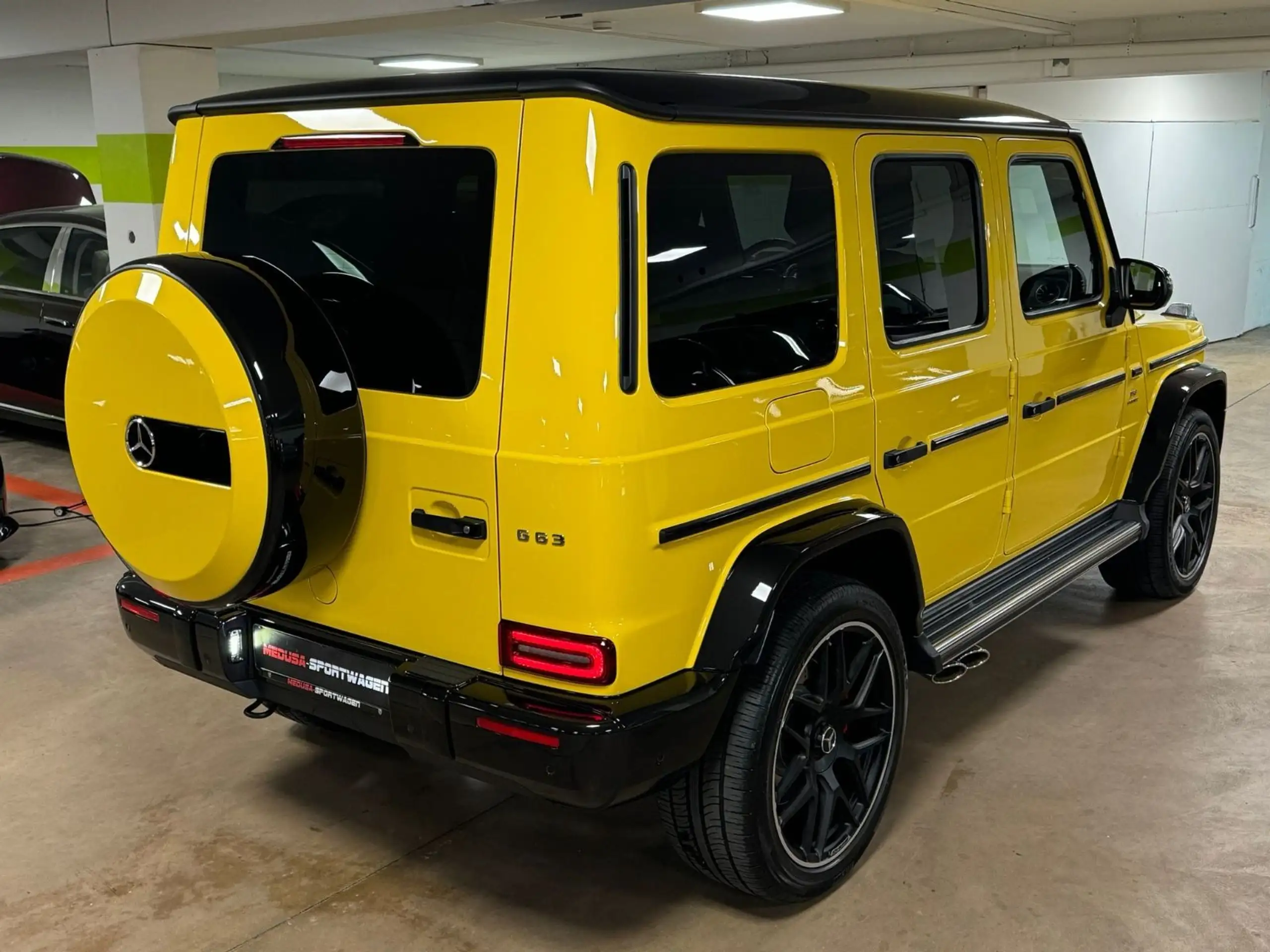 Mercedes-Benz - G 63 AMG