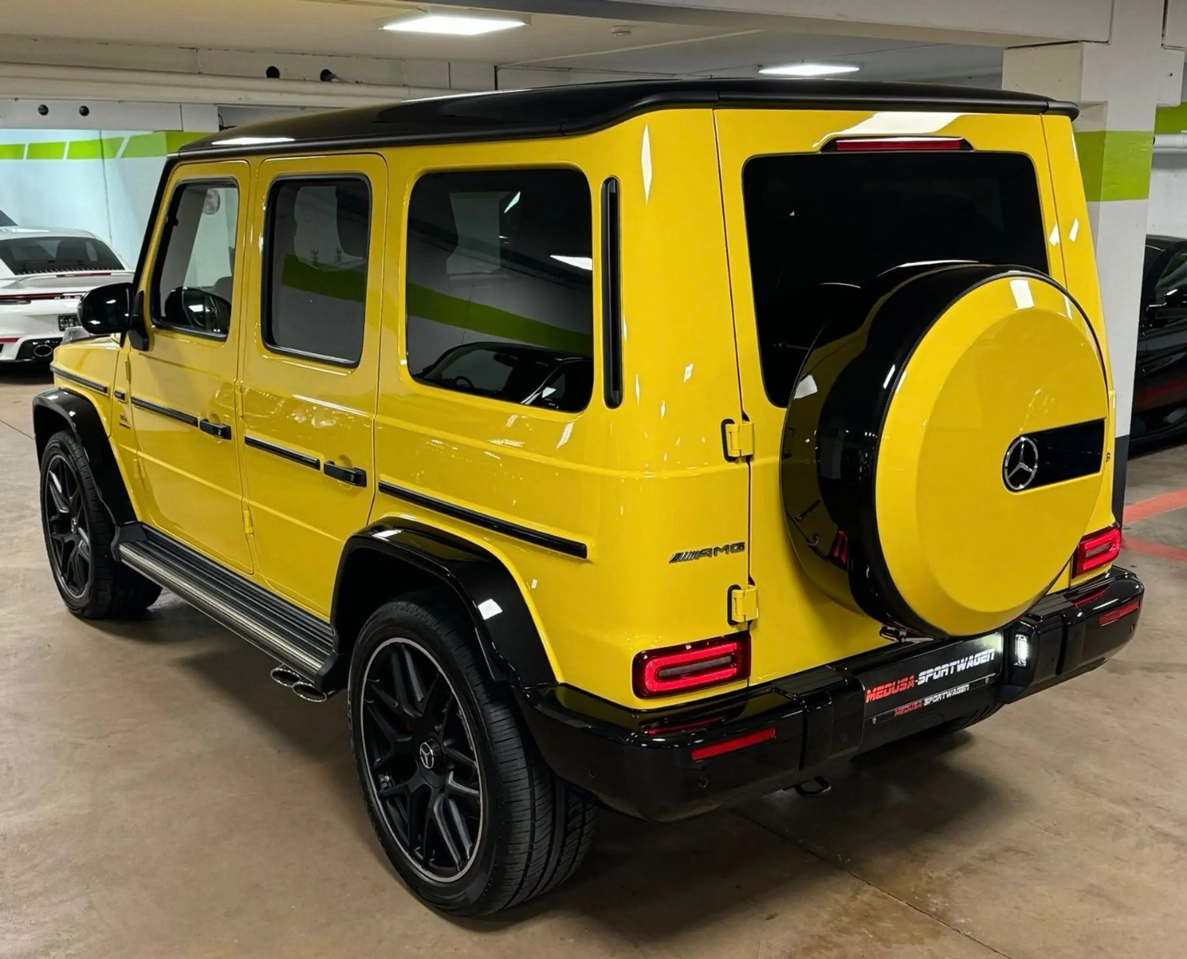 Mercedes-Benz - G 63 AMG