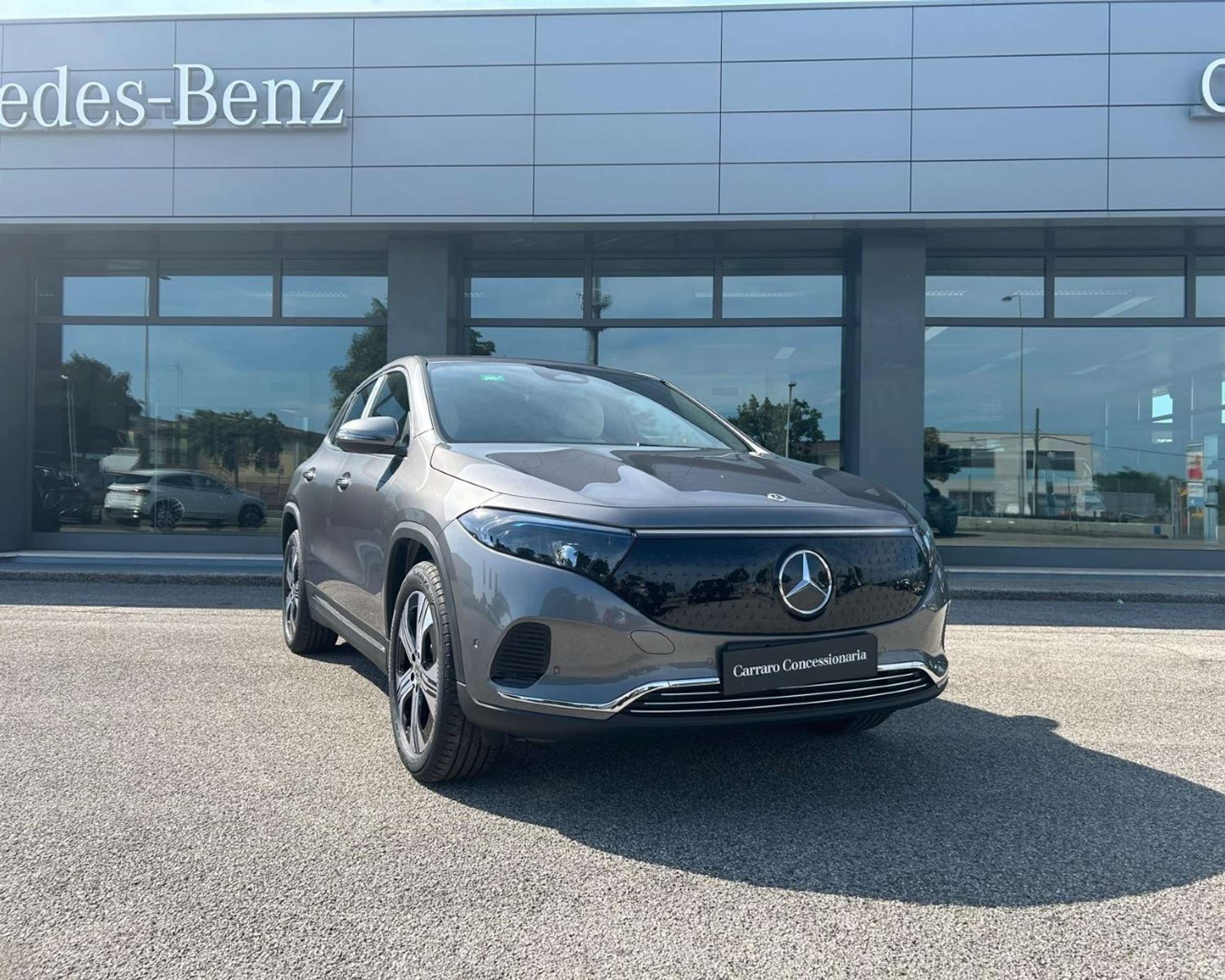 Mercedes-Benz EQA 250 2024