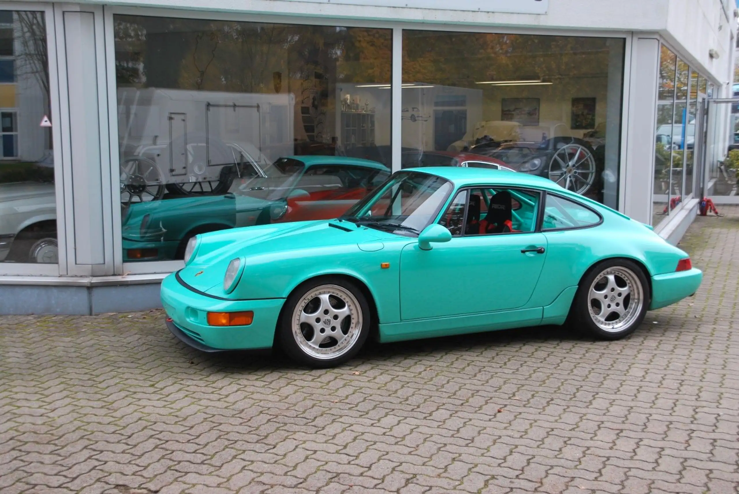 Porsche - 964