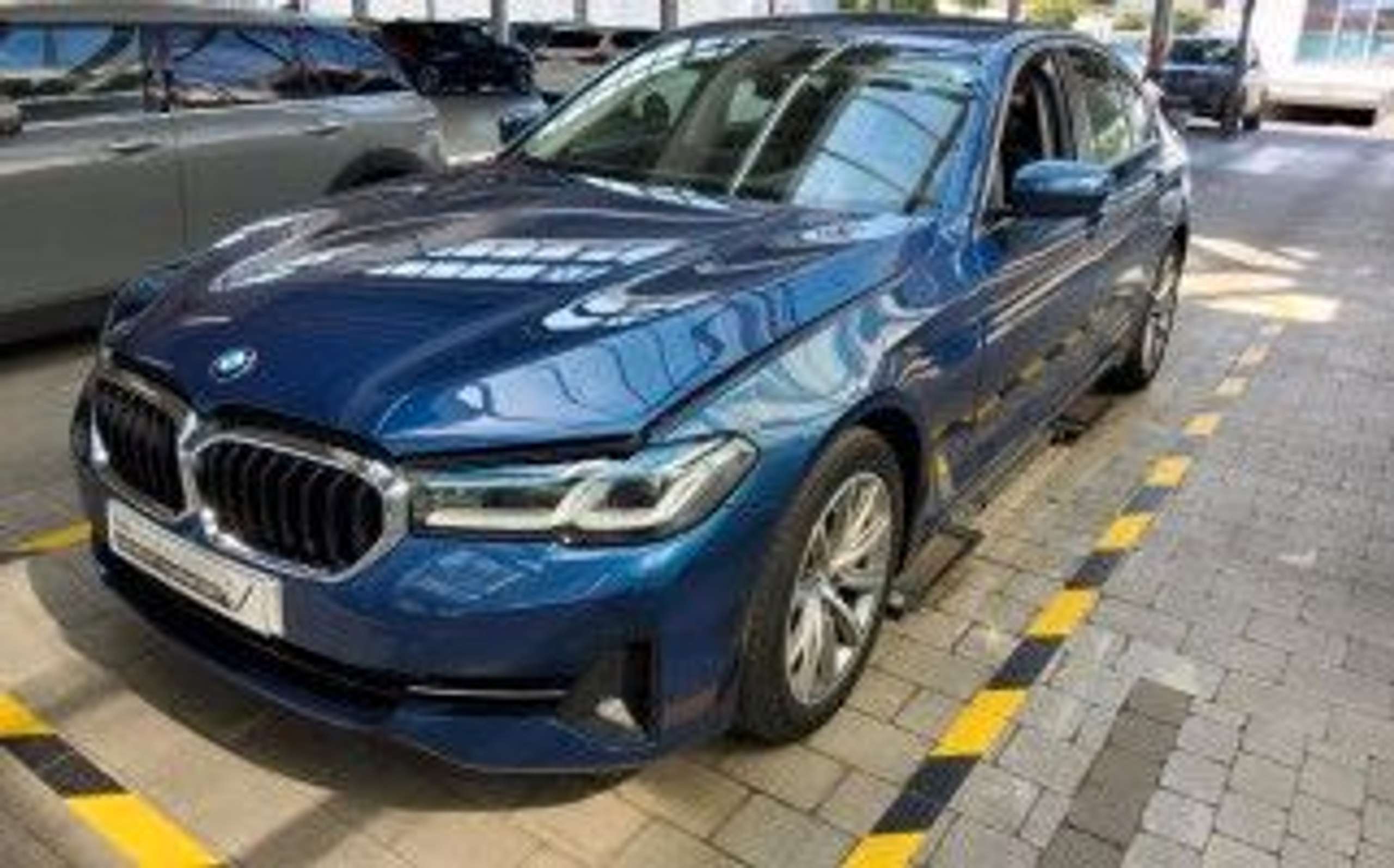 BMW - 540