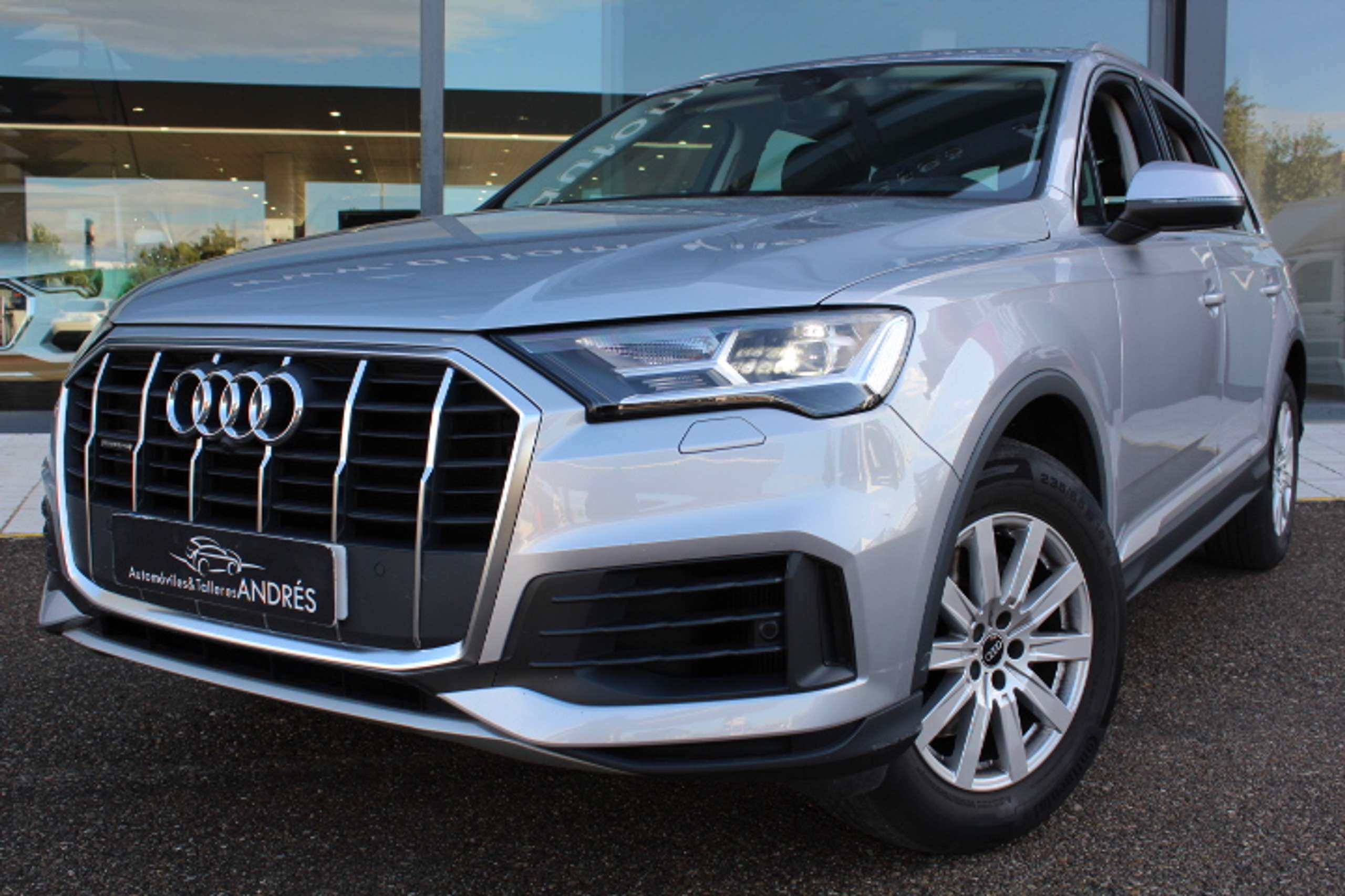 Audi - Q7