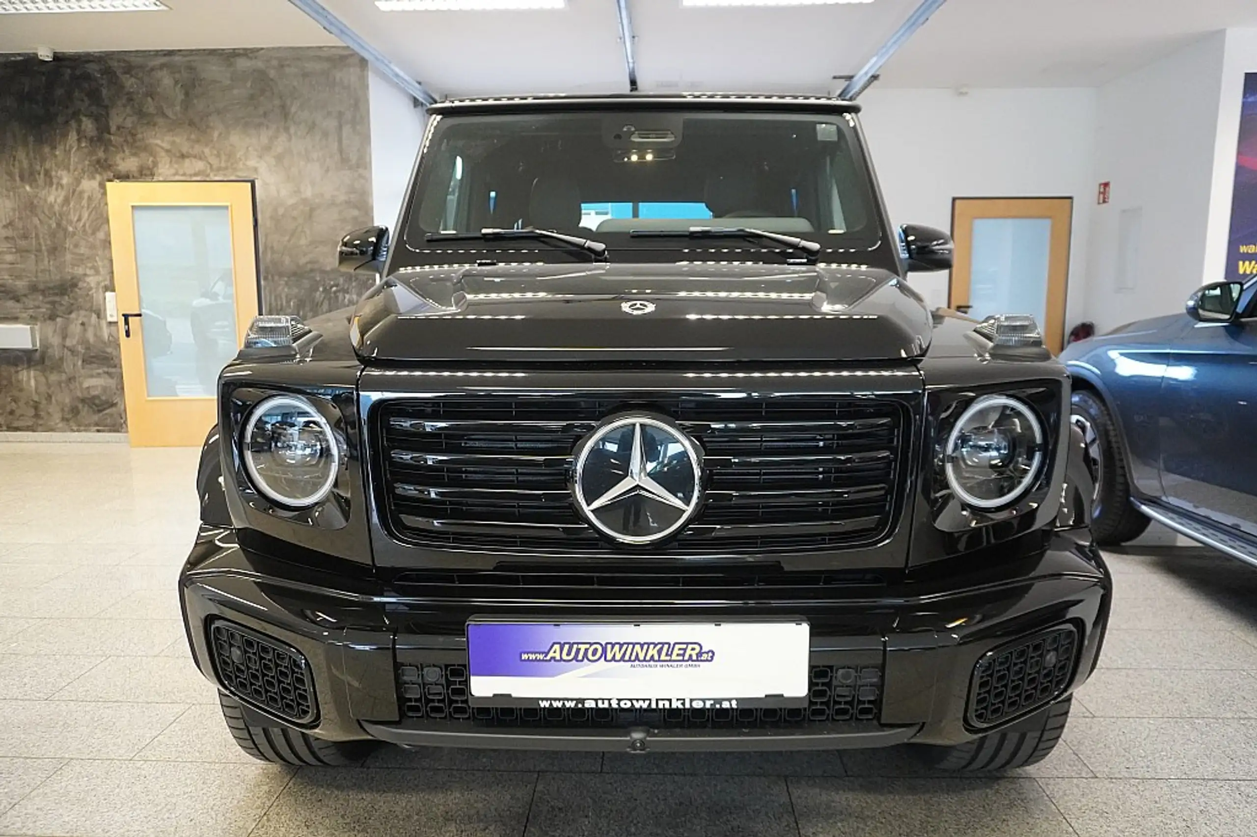 Mercedes-Benz - G 450