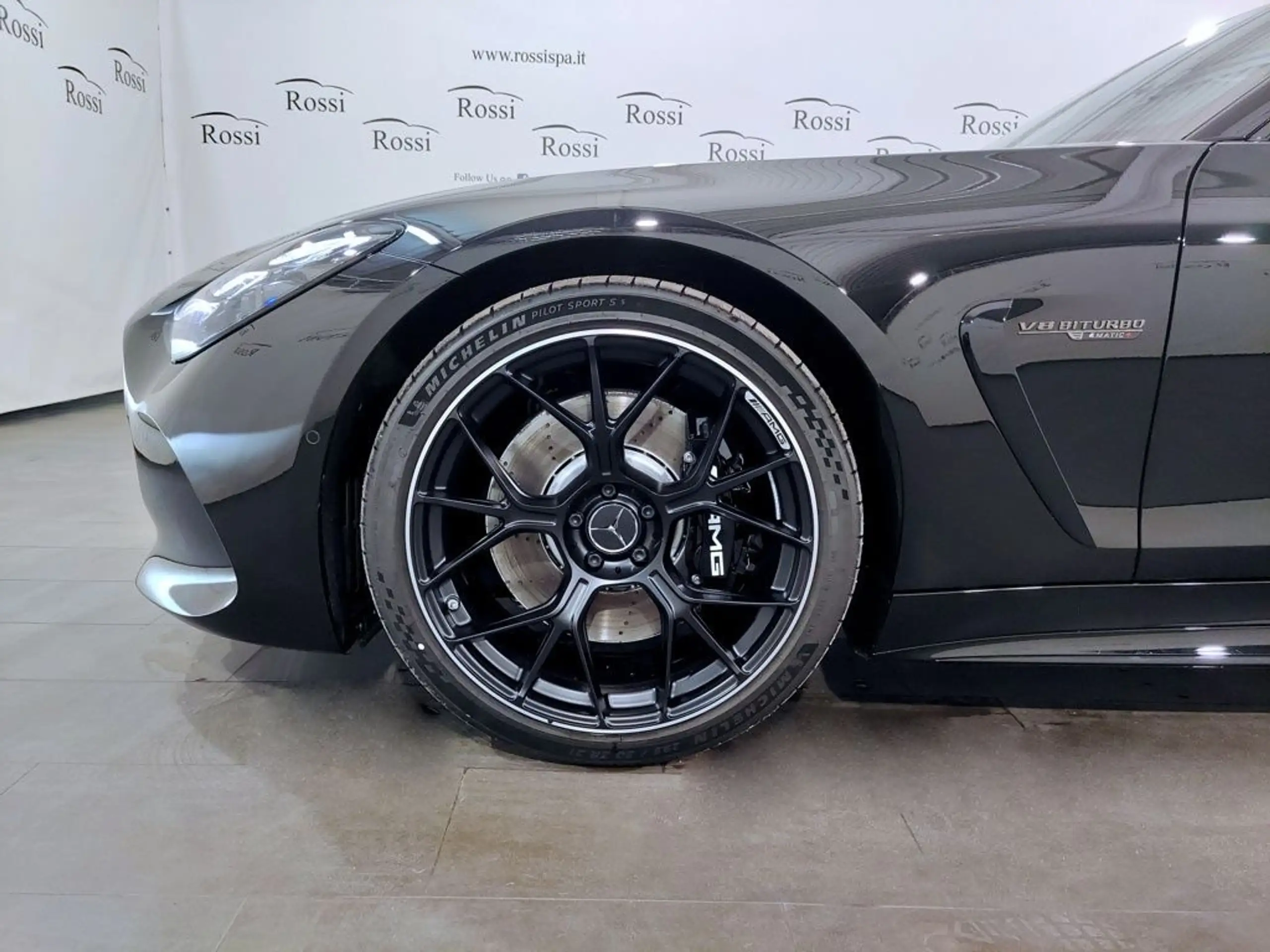 Mercedes-Benz - AMG GT