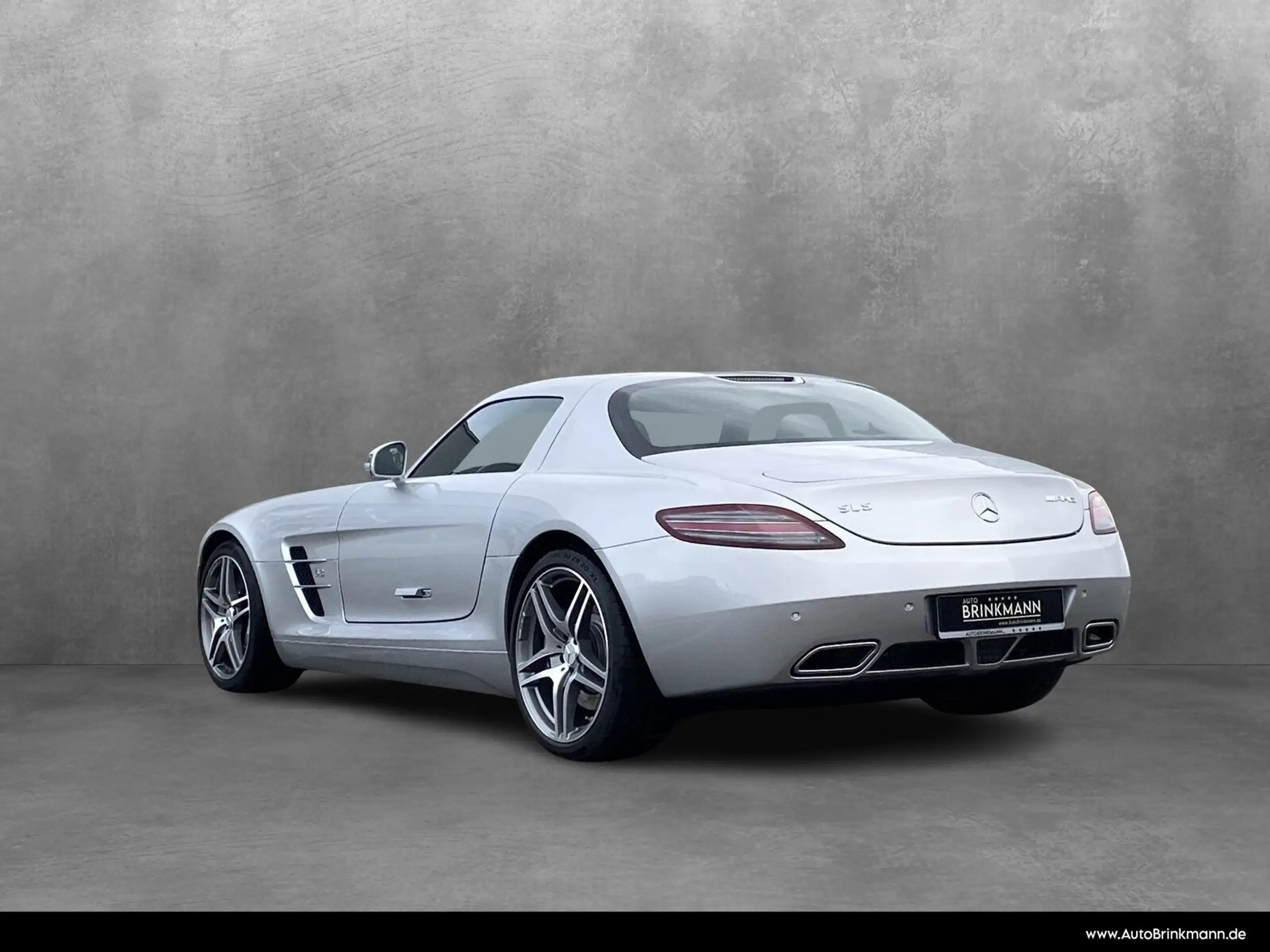 Mercedes-Benz - SLS