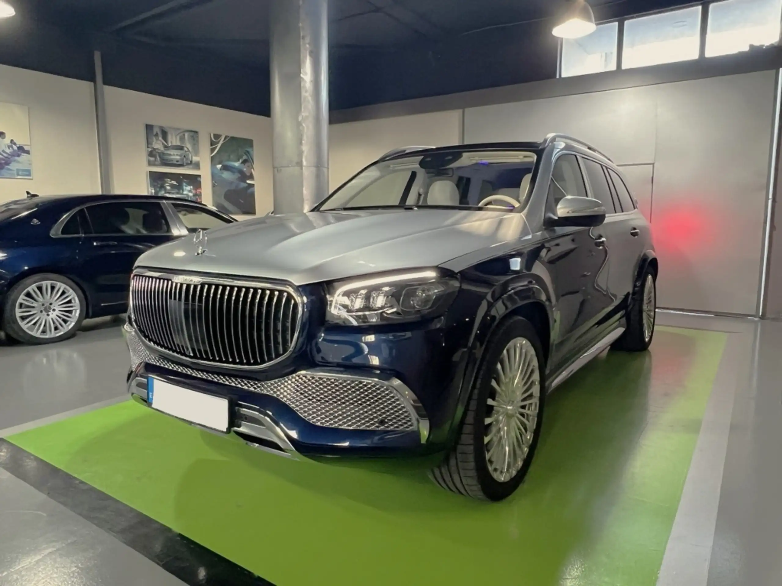 Mercedes-Benz - Maybach GLS