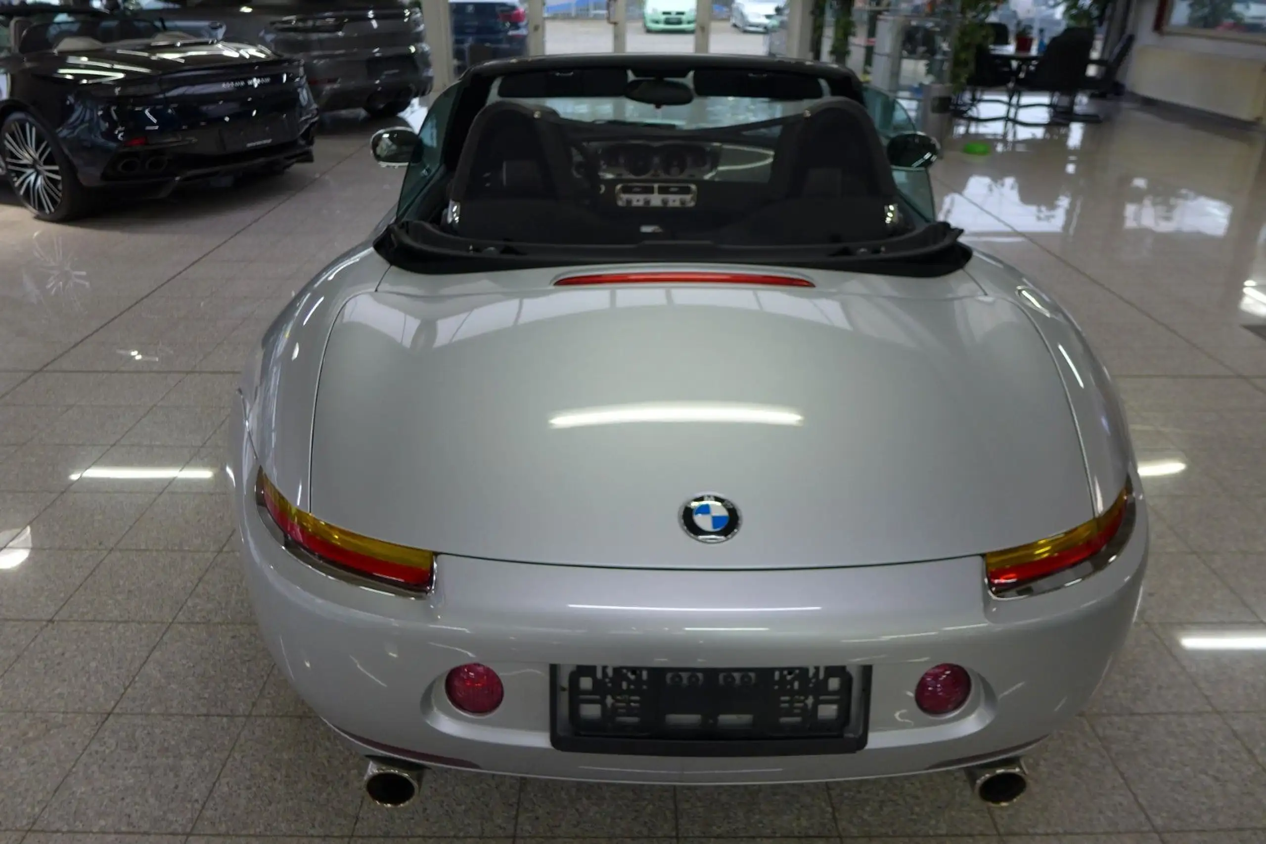 BMW - Z8