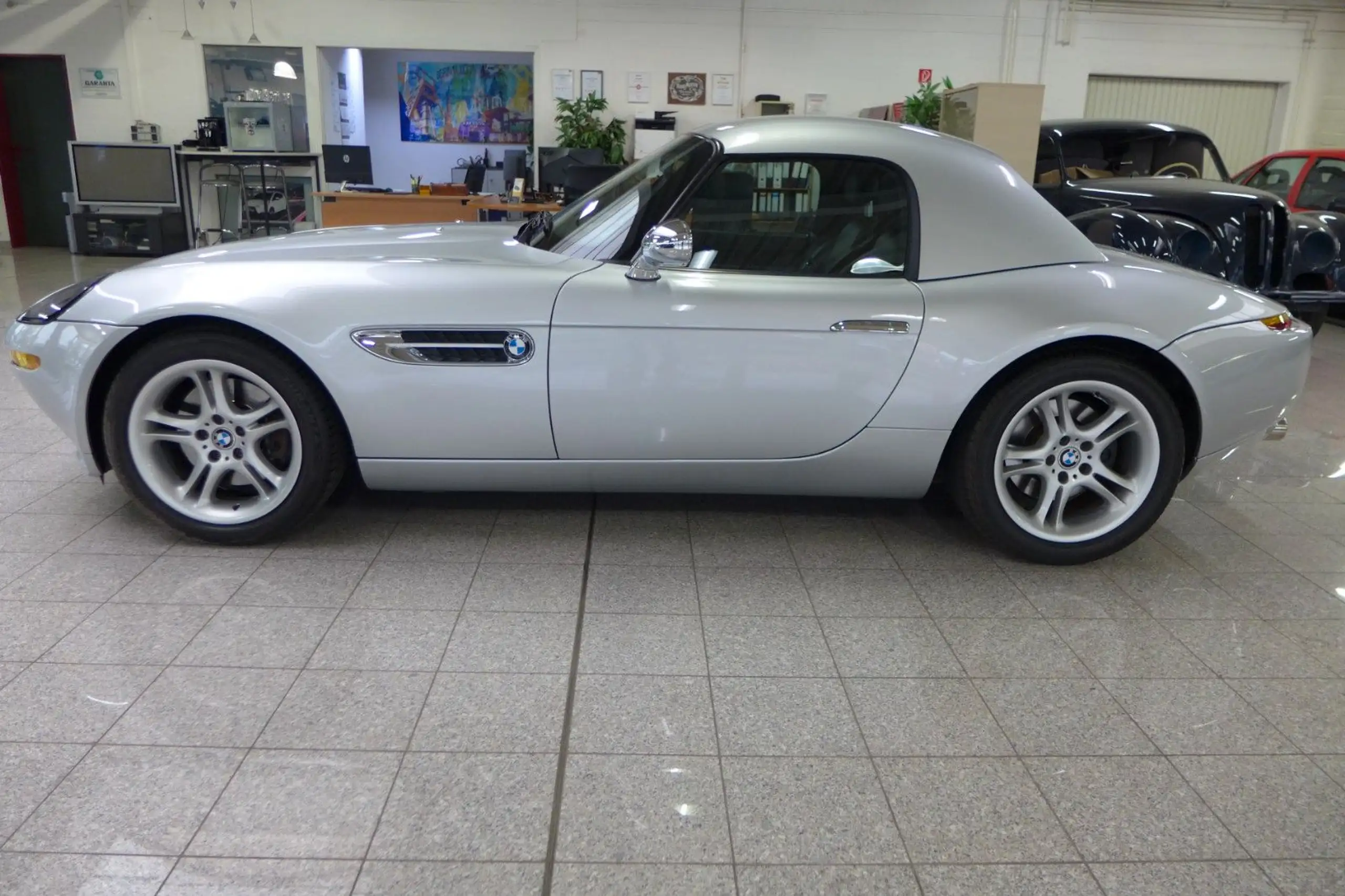 BMW - Z8