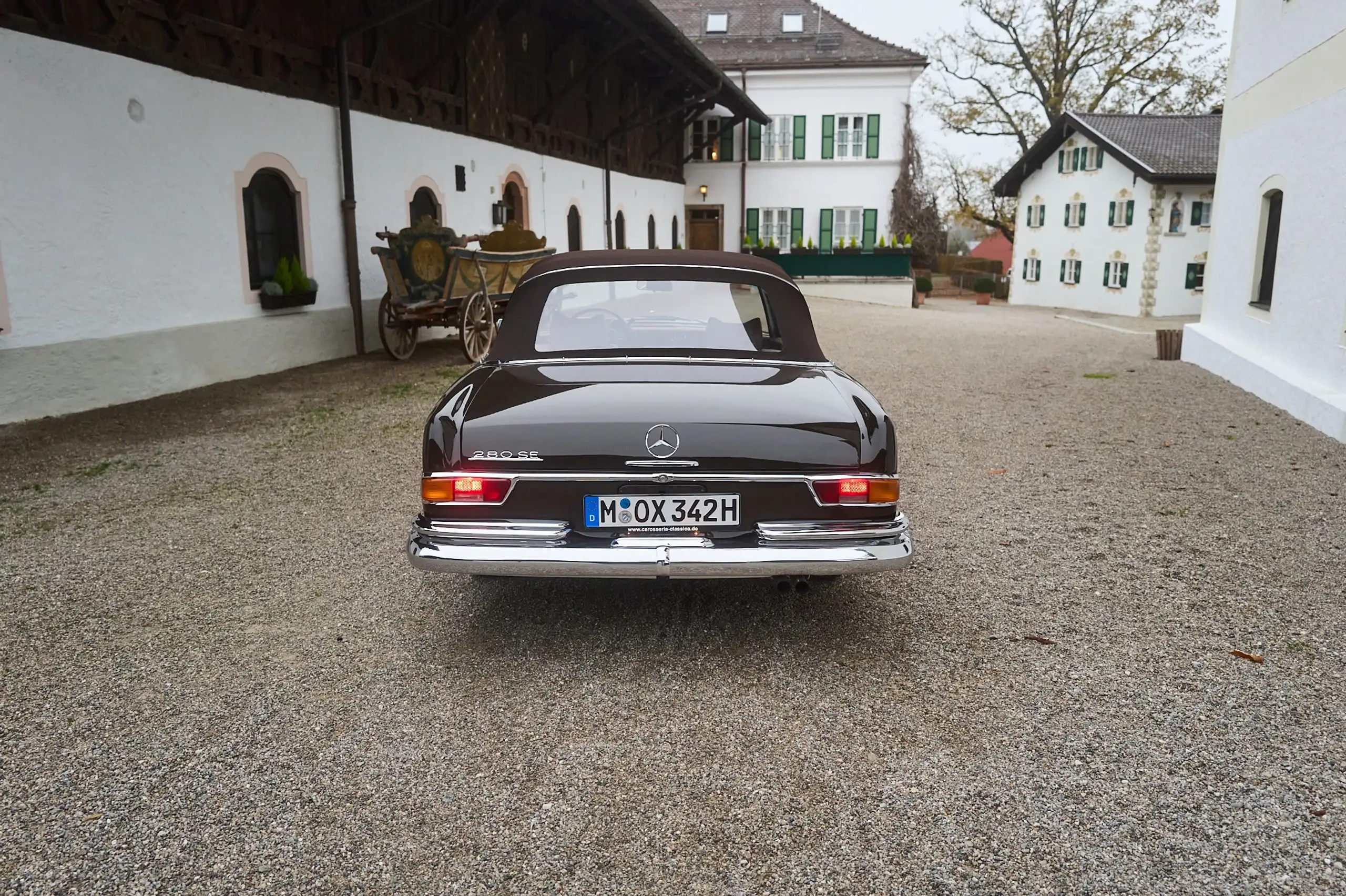 Mercedes-Benz - 280