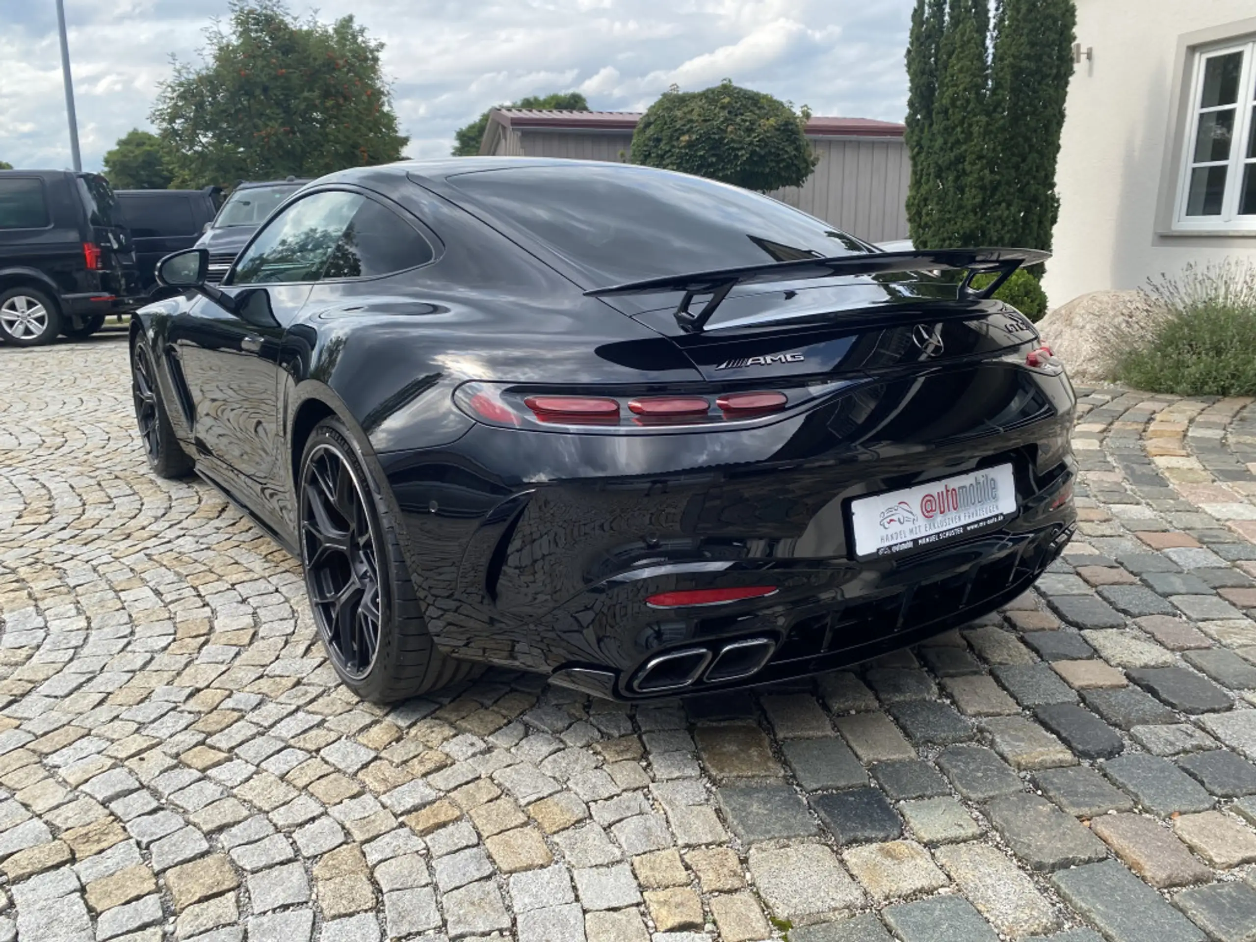 Mercedes-Benz - AMG GT