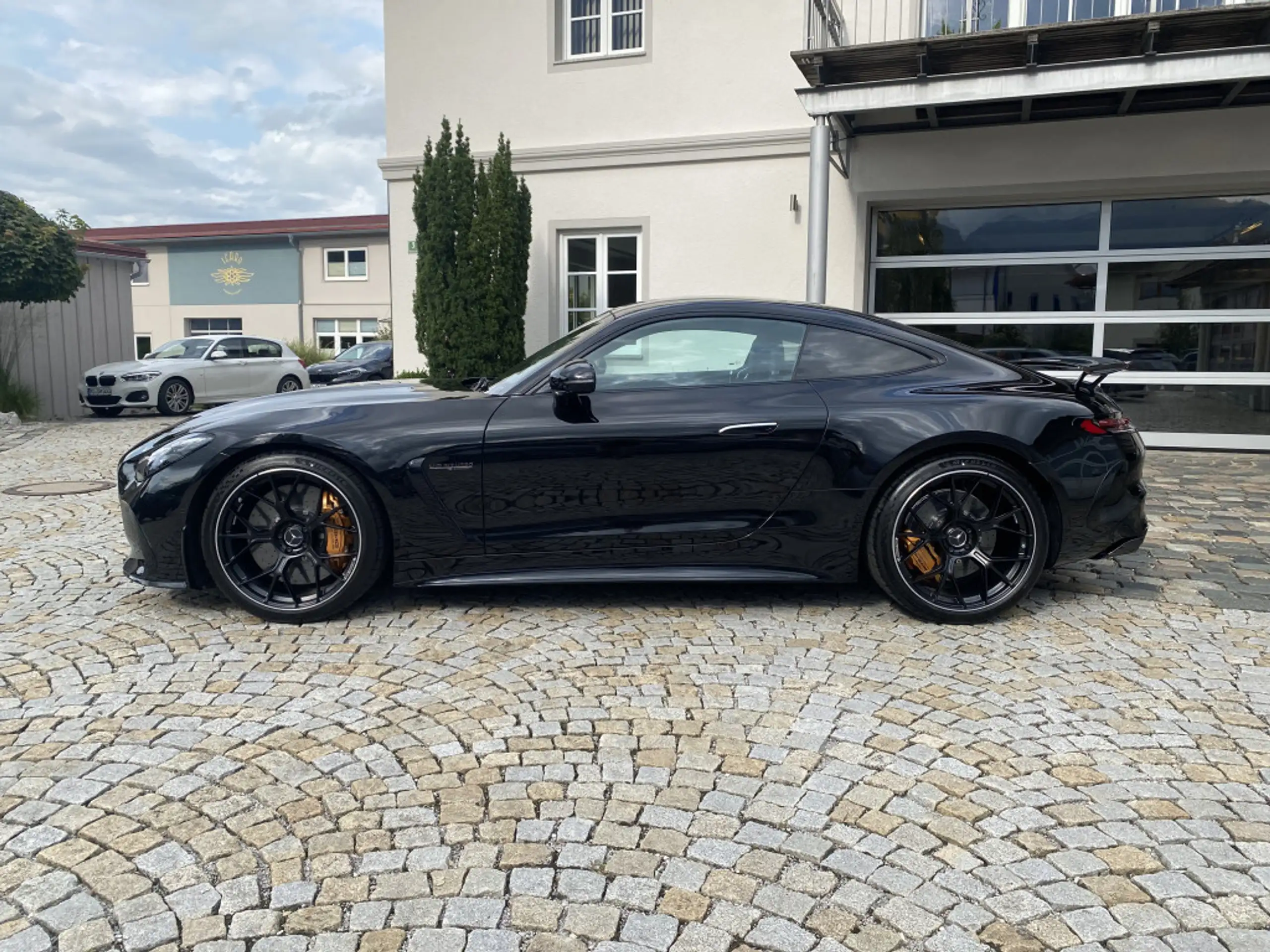 Mercedes-Benz - AMG GT