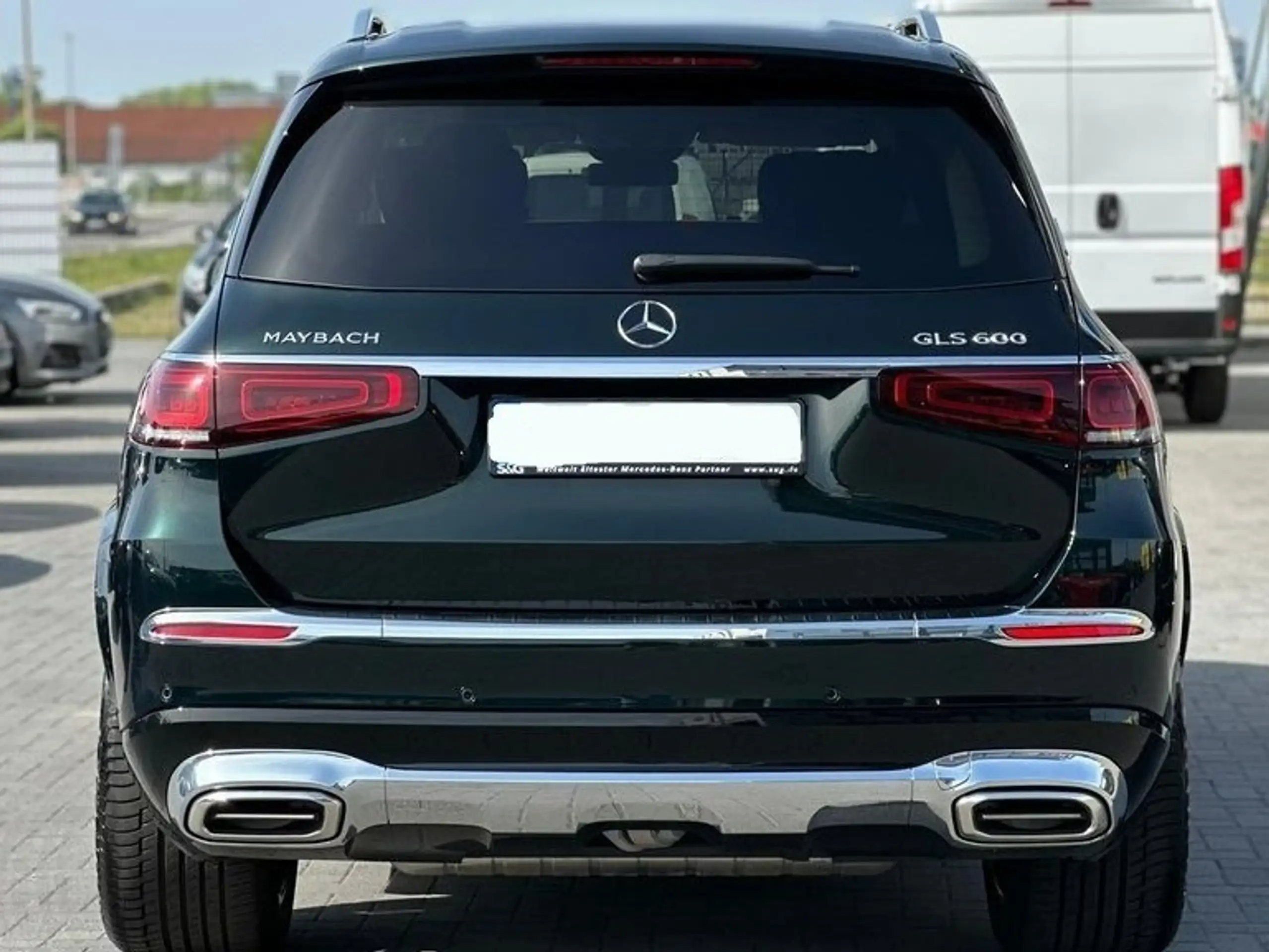 Mercedes-Benz - GLS 600