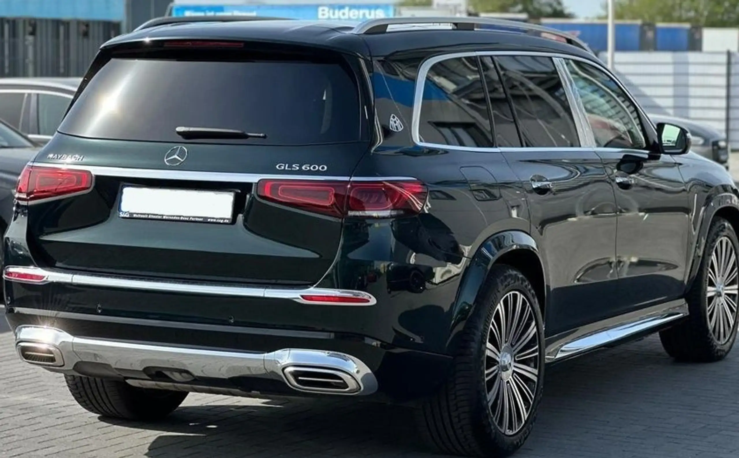 Mercedes-Benz - GLS 600