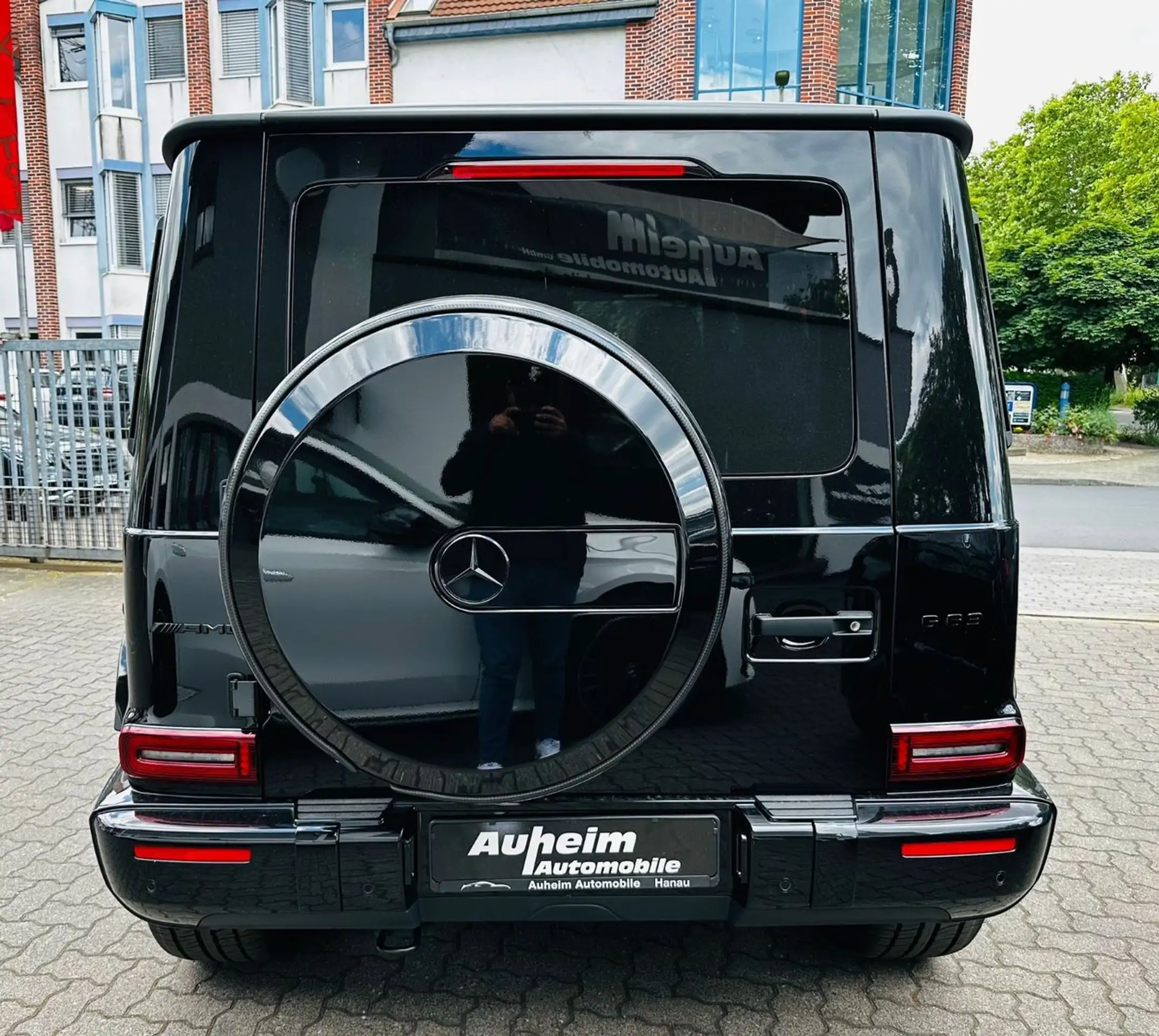 Mercedes-Benz - G 63 AMG