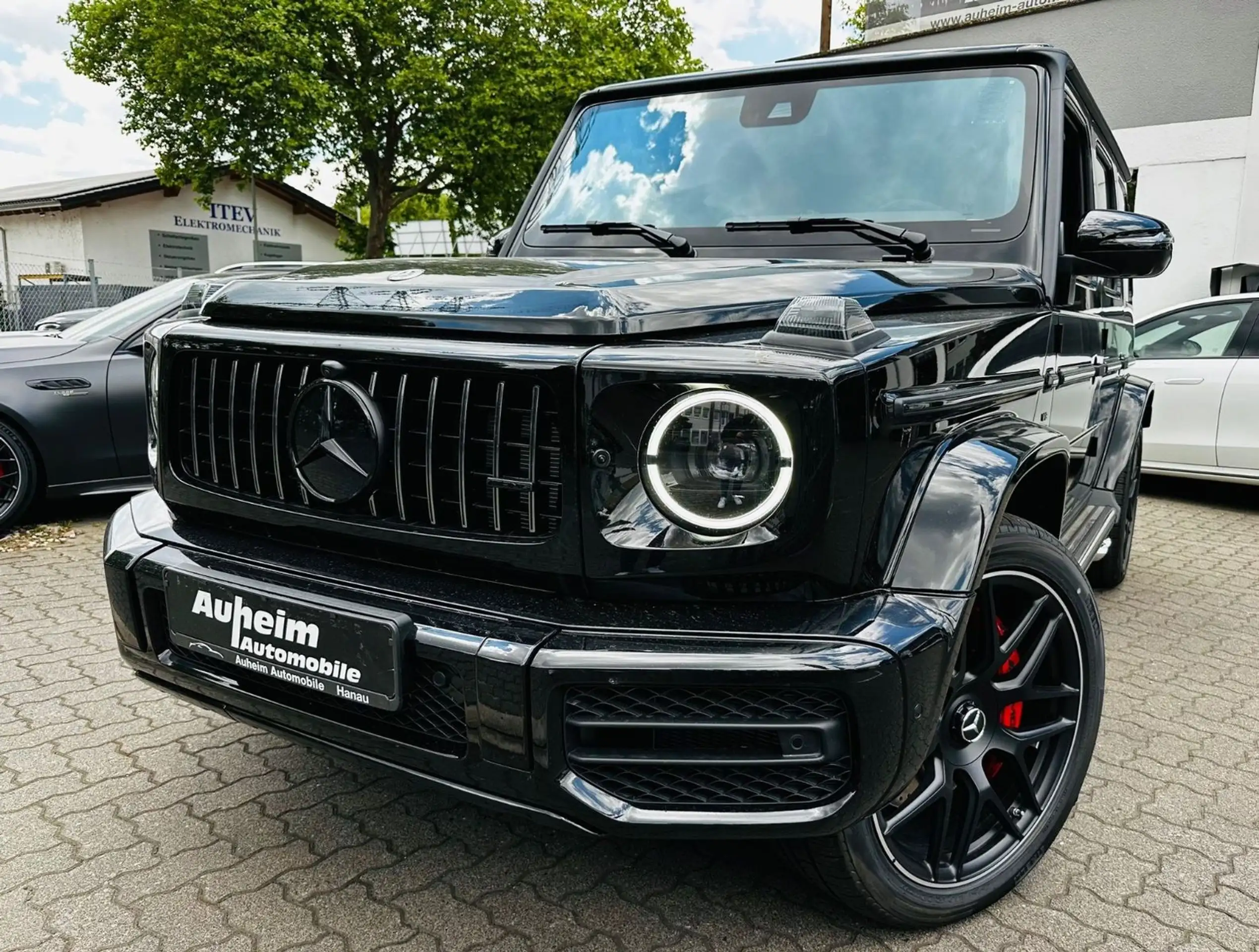 Mercedes-Benz - G 63 AMG