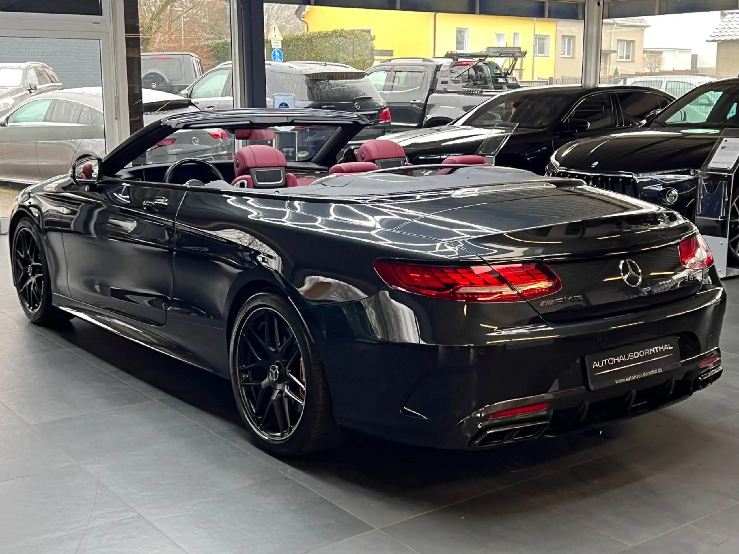 Mercedes-Benz - S 65 AMG