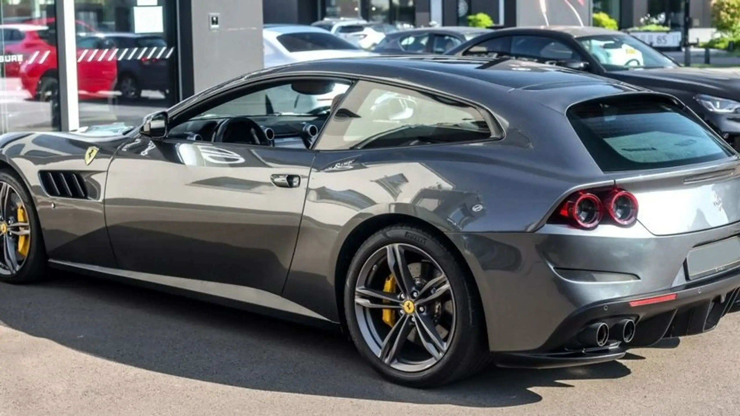 Ferrari - GTC4 Lusso