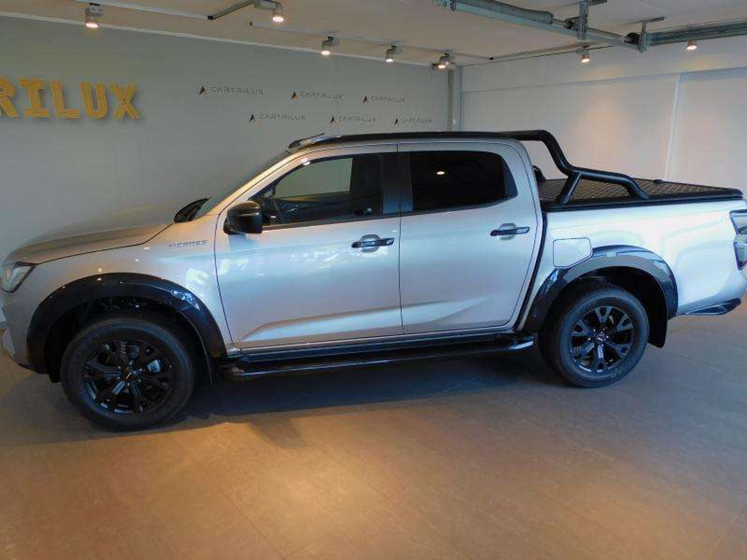 Isuzu - D-Max