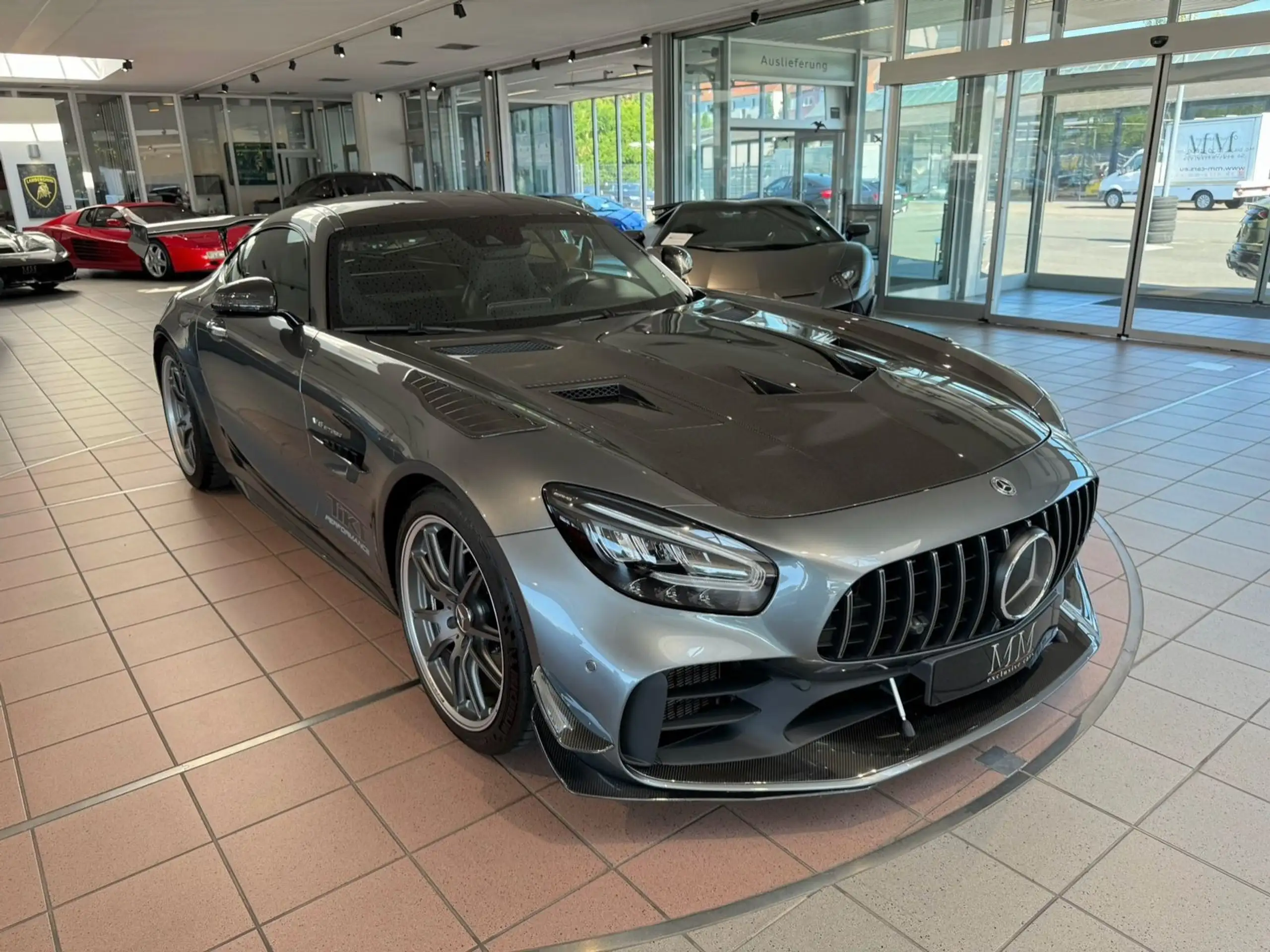 Mercedes-Benz - AMG GT