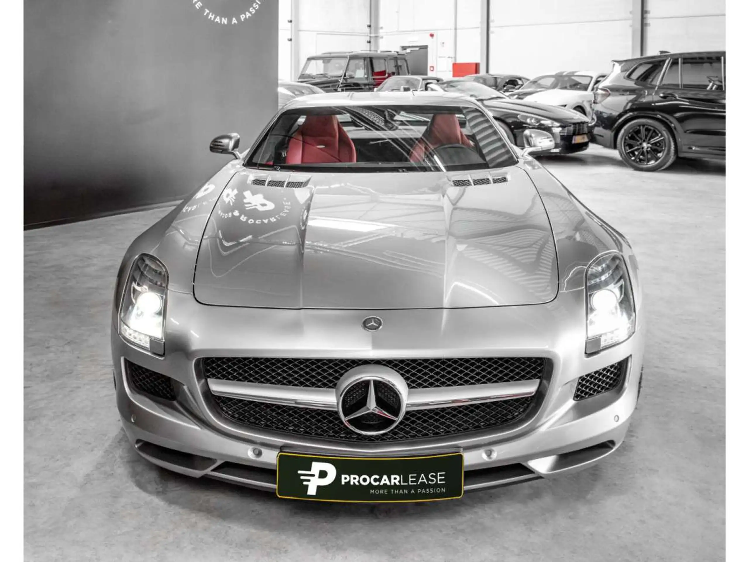 Mercedes-Benz - SLS