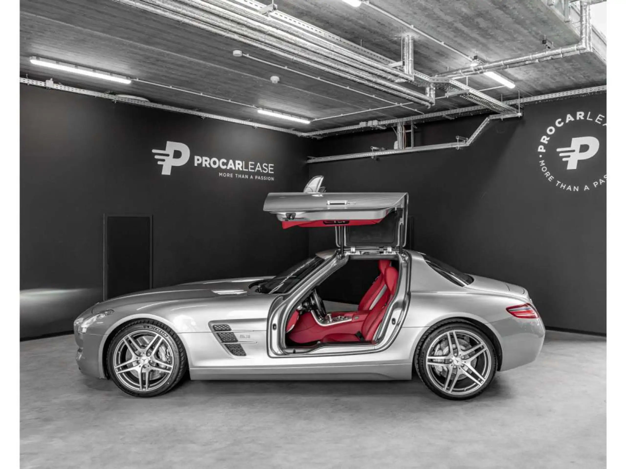 Mercedes-Benz - SLS