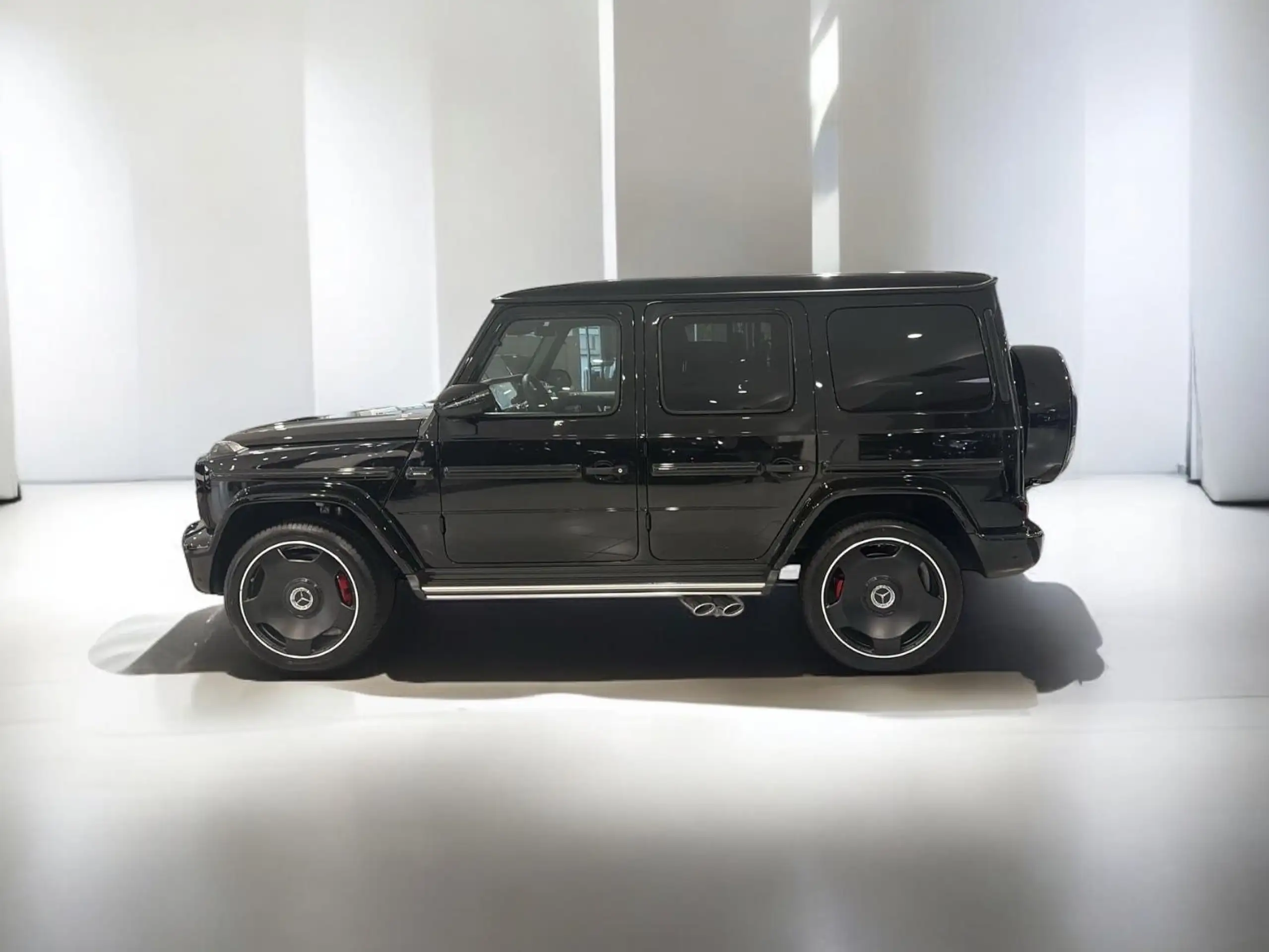 Mercedes-Benz - G 63 AMG