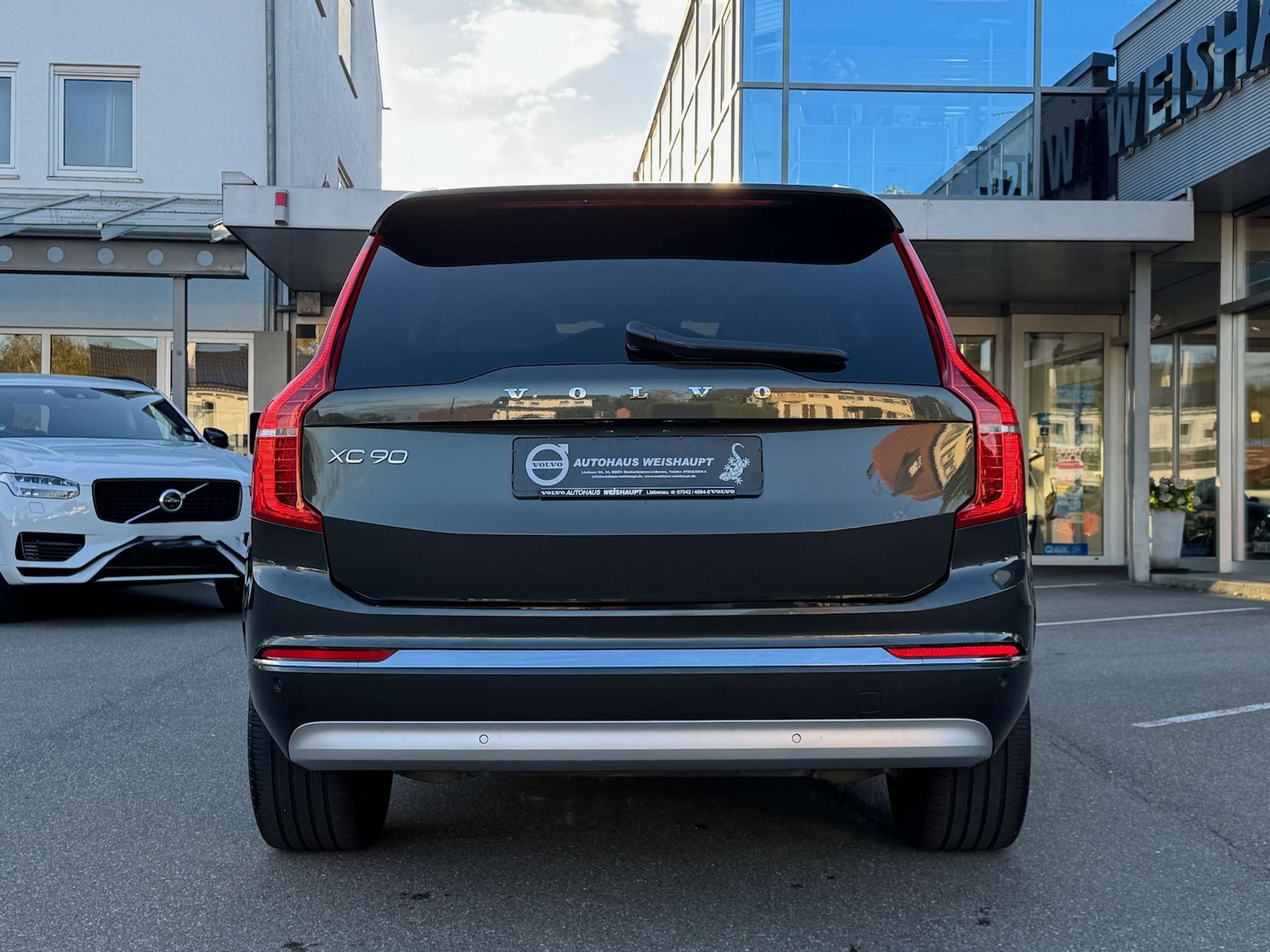 Volvo - XC90