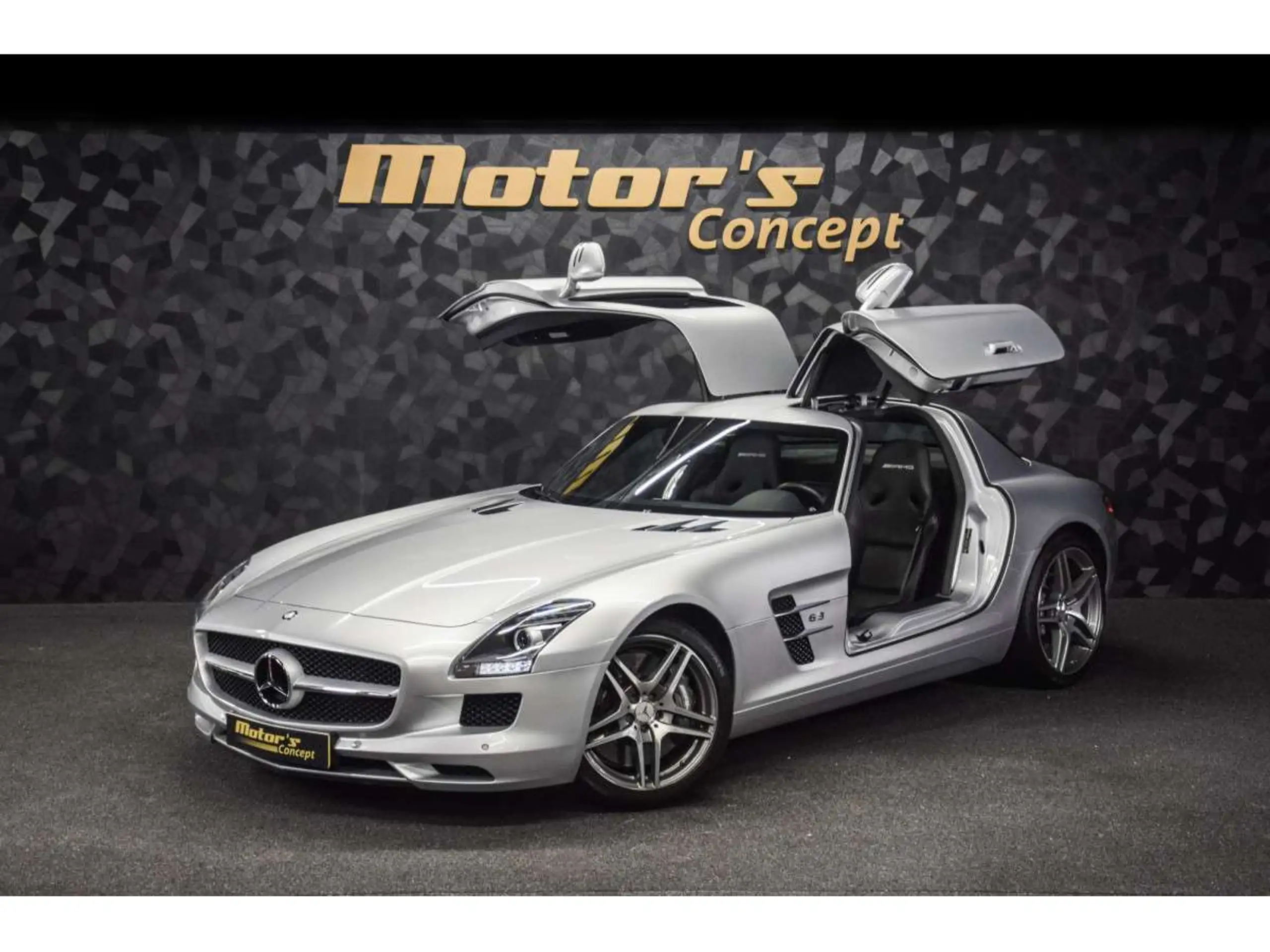 Mercedes-Benz - SLS