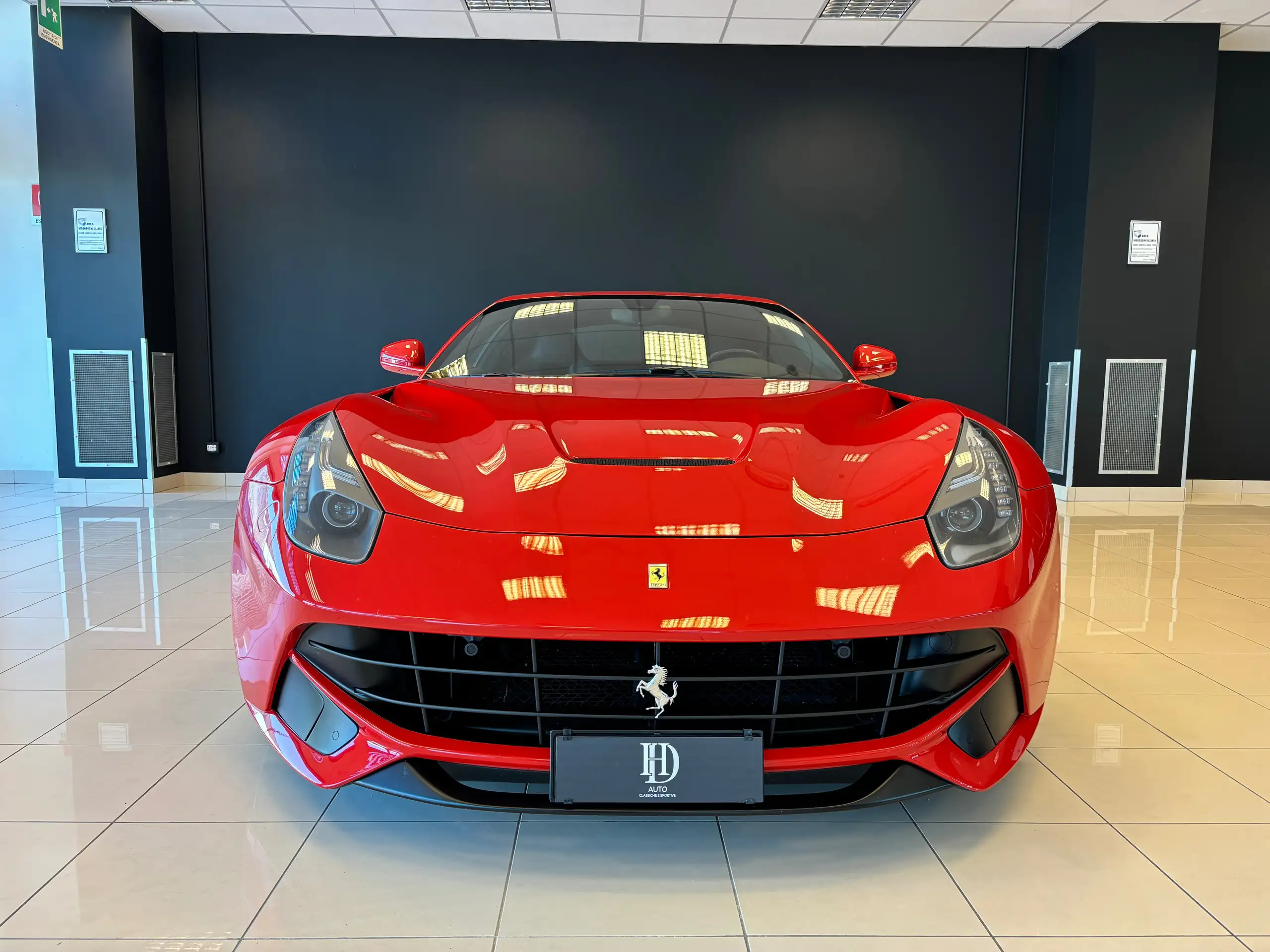 Ferrari - F12