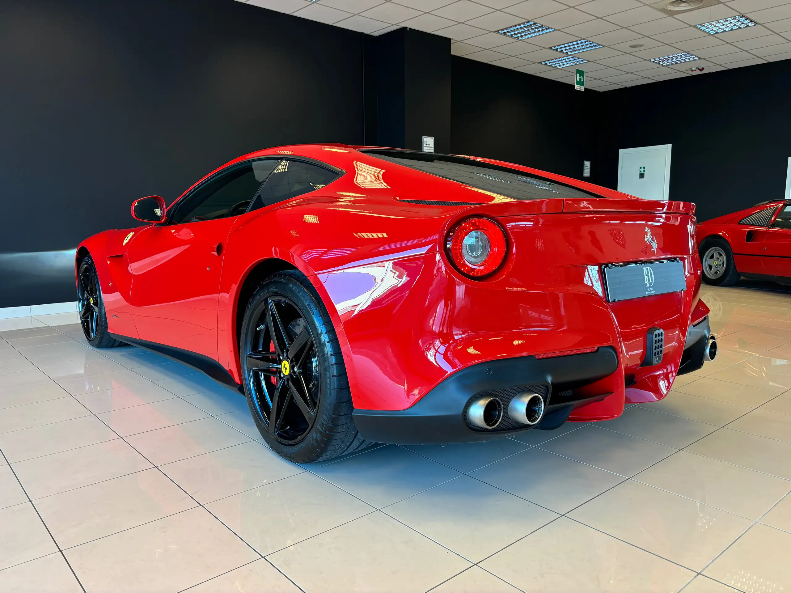 Ferrari - F12