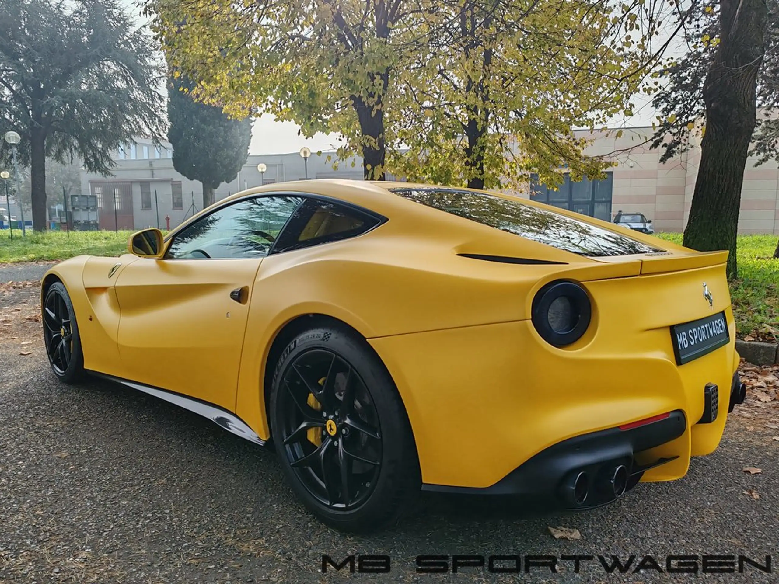 Ferrari - F12