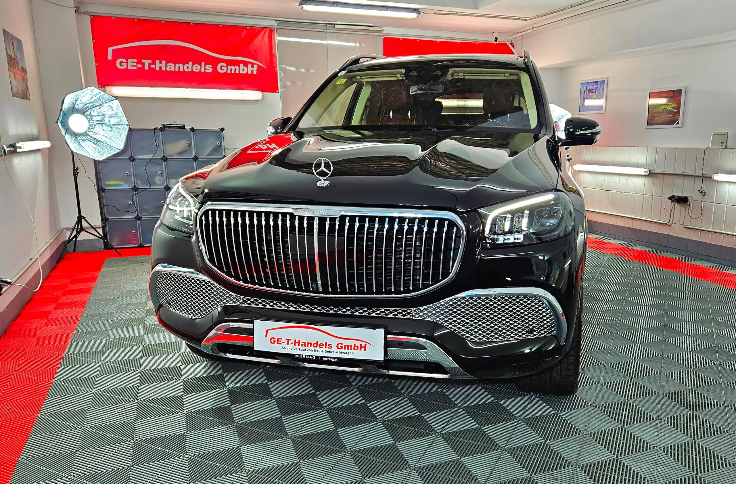 Mercedes-Benz - Maybach GLS